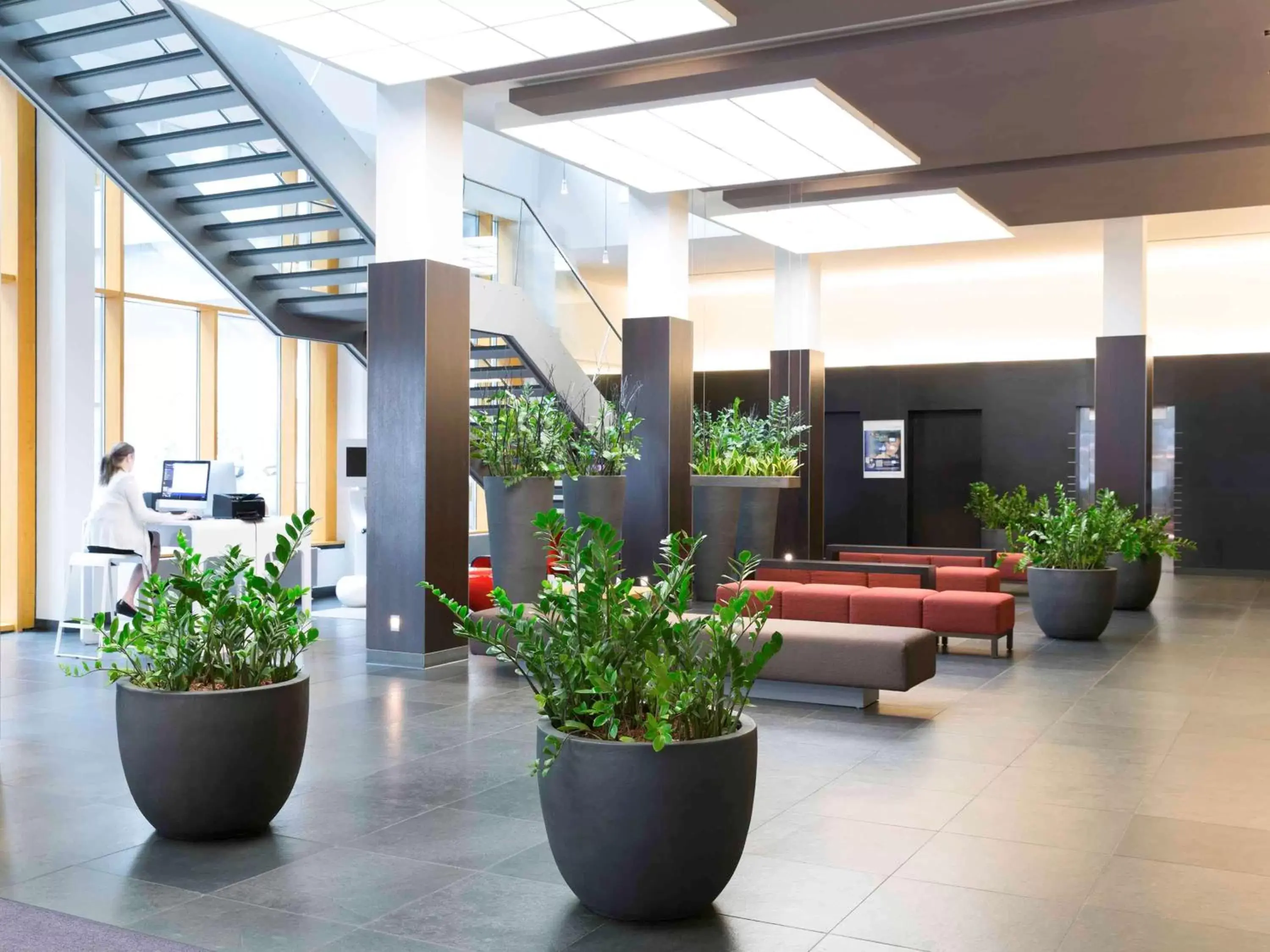 Property building, Lobby/Reception in Novotel Karlsruhe City