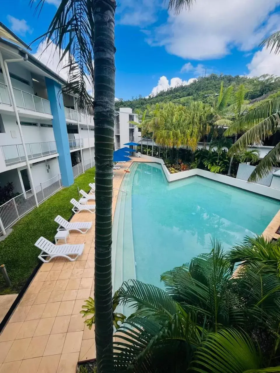 Pool view, Swimming Pool in at Marina Shores