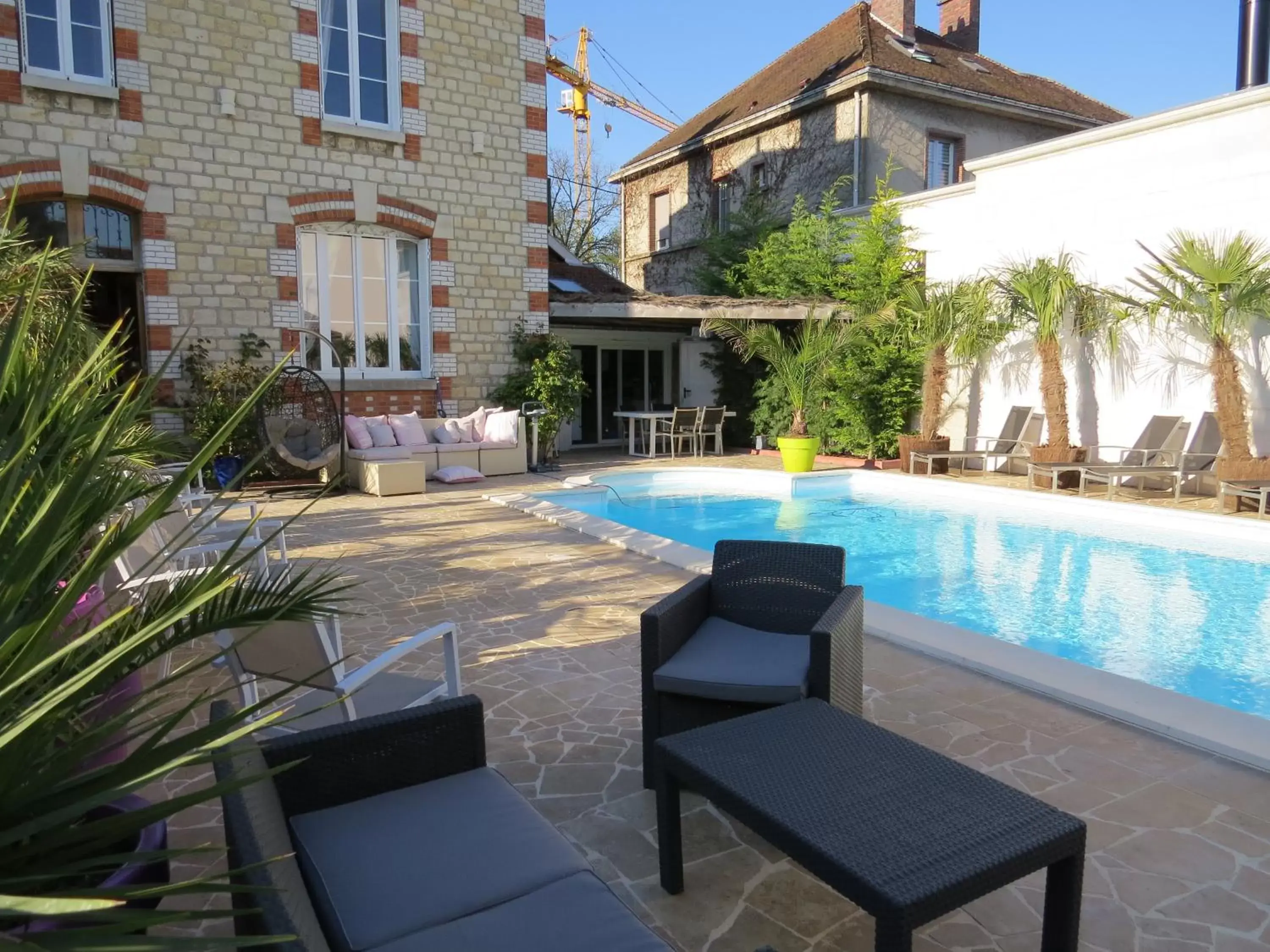 Property building, Swimming Pool in Manoir François 1er