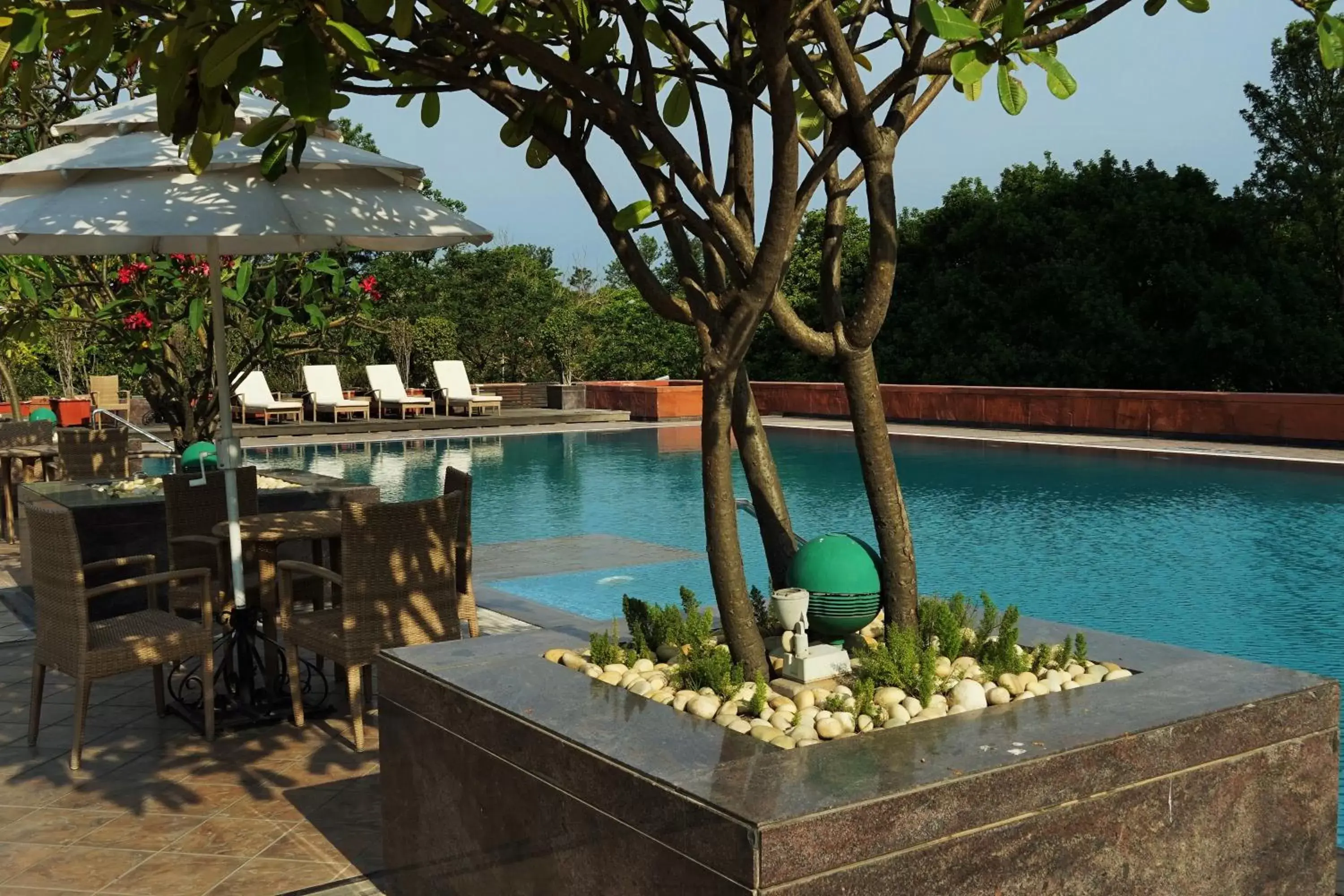 Swimming pool in Taj Chandigarh Swimming pool in Taj Chandigarh