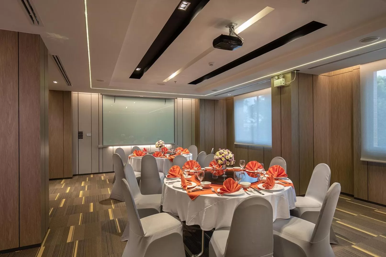 Business facilities in The Heritage Chiang Rai Hotel and Convention