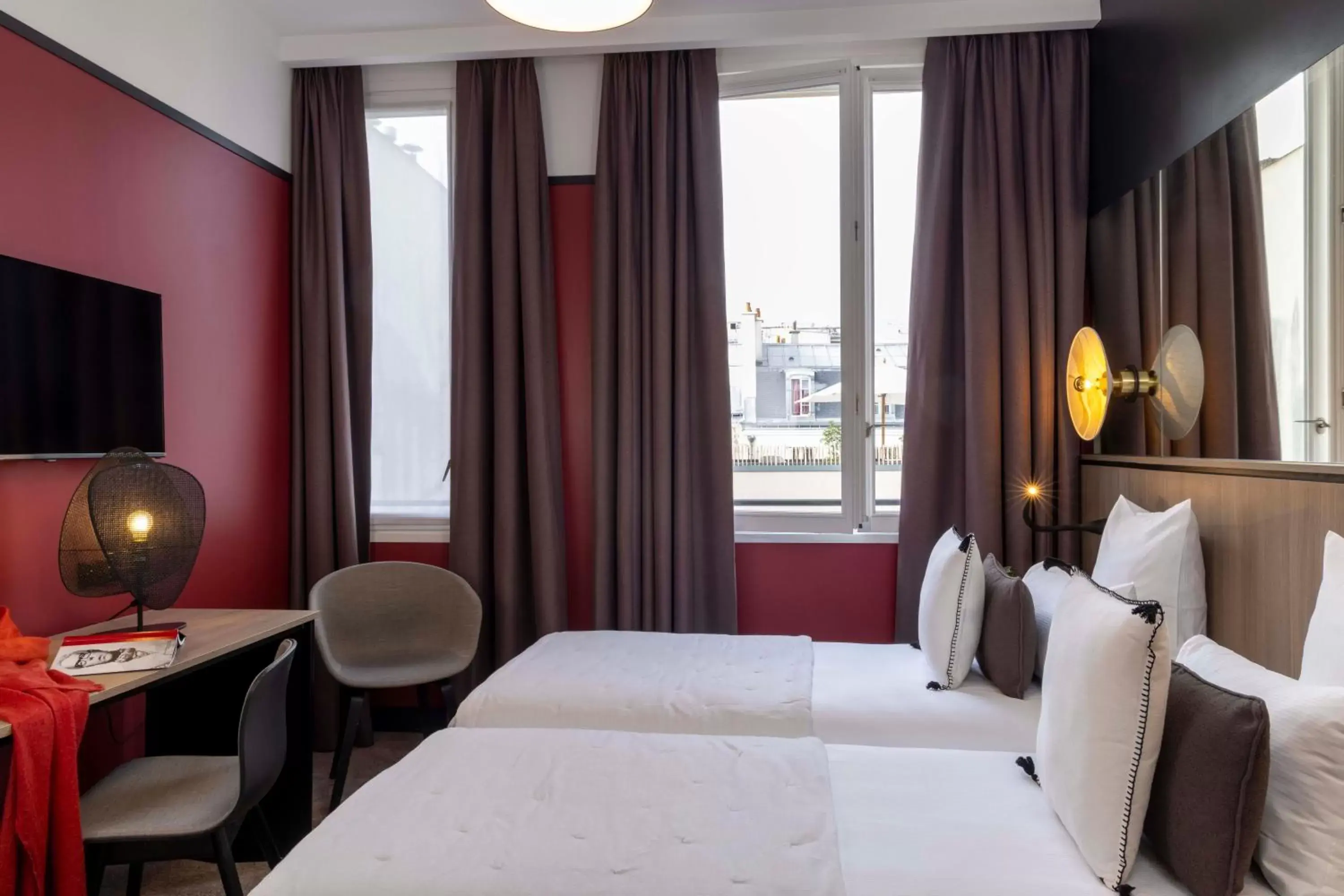 Bed in Hôtel Opéra Liège
