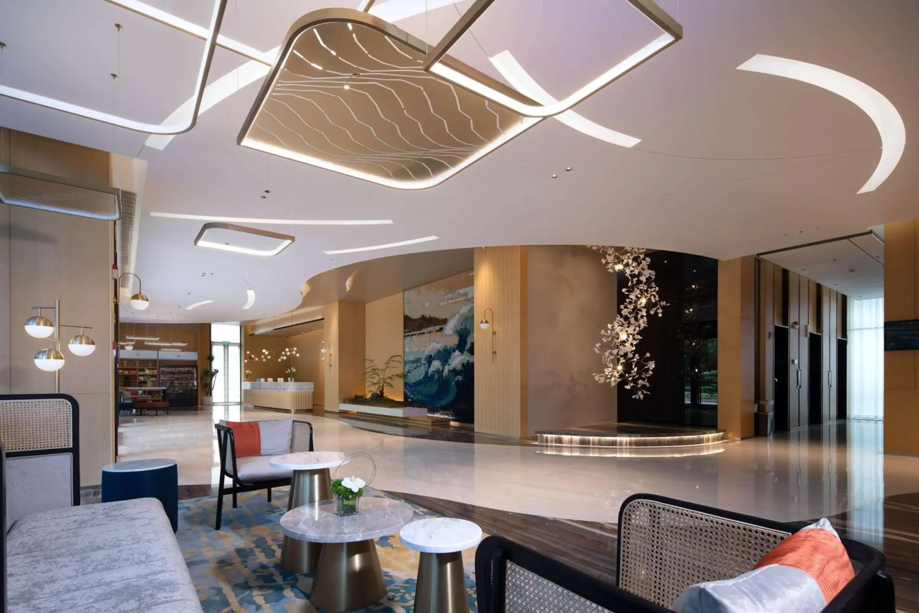 Lobby or reception, Lounge/Bar in Hilton Garden Inn Hangzhou Xiaoshan