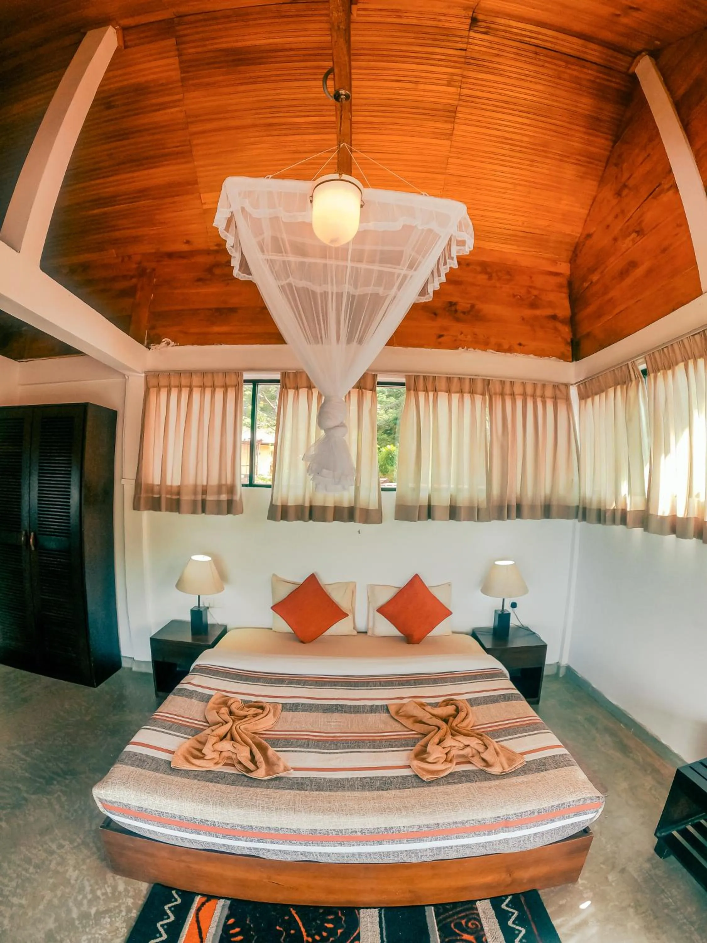 Hill Safari - Tea Estate Villa