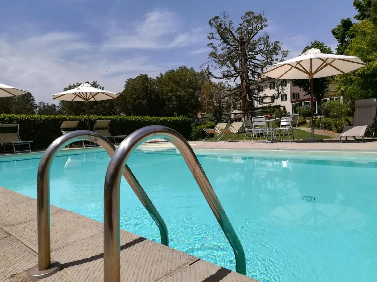 Garden, Swimming Pool in Cortona Resort & Spa - Villa Aurea