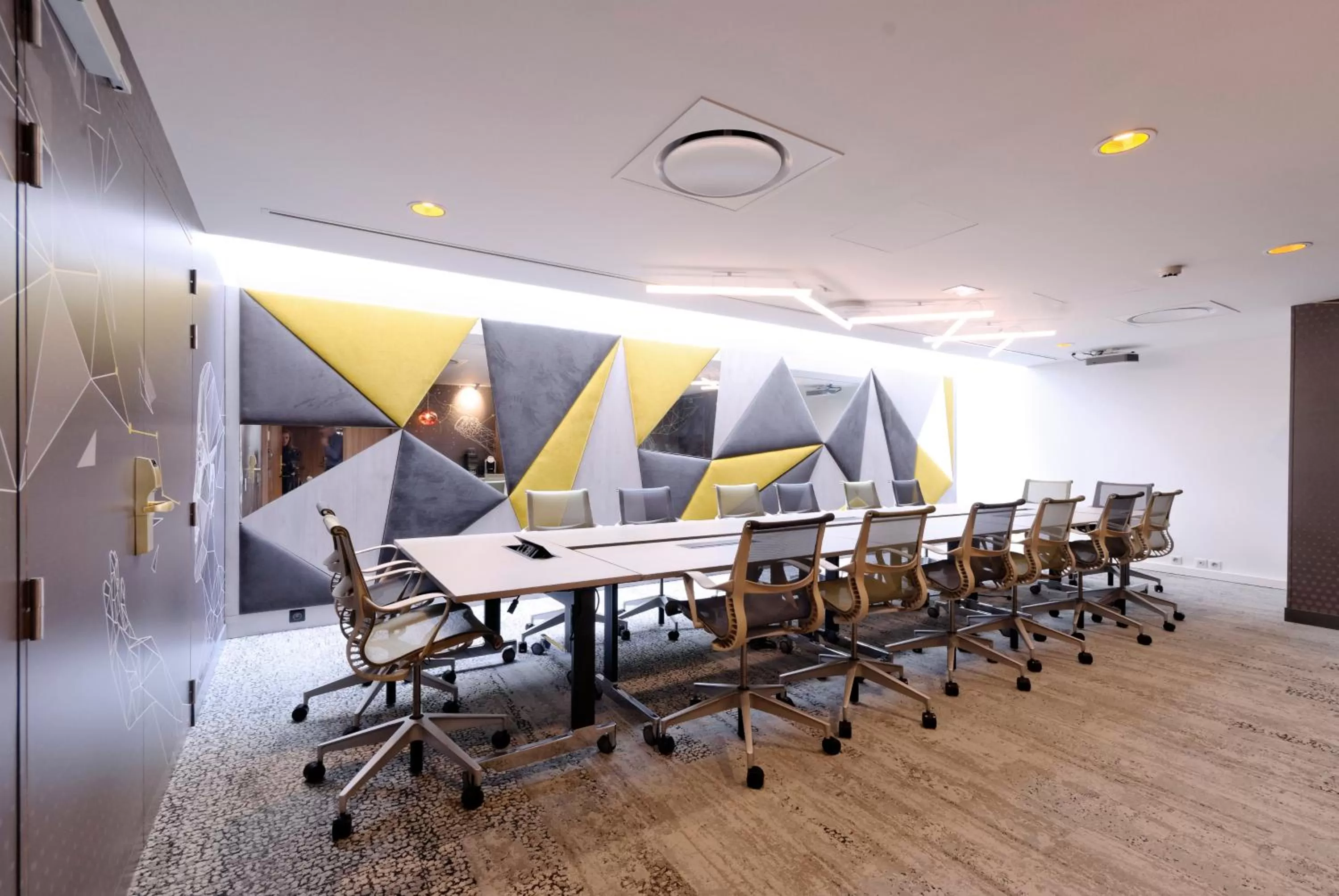 Meeting/conference room in Holiday Inn Reims Centre by IHG