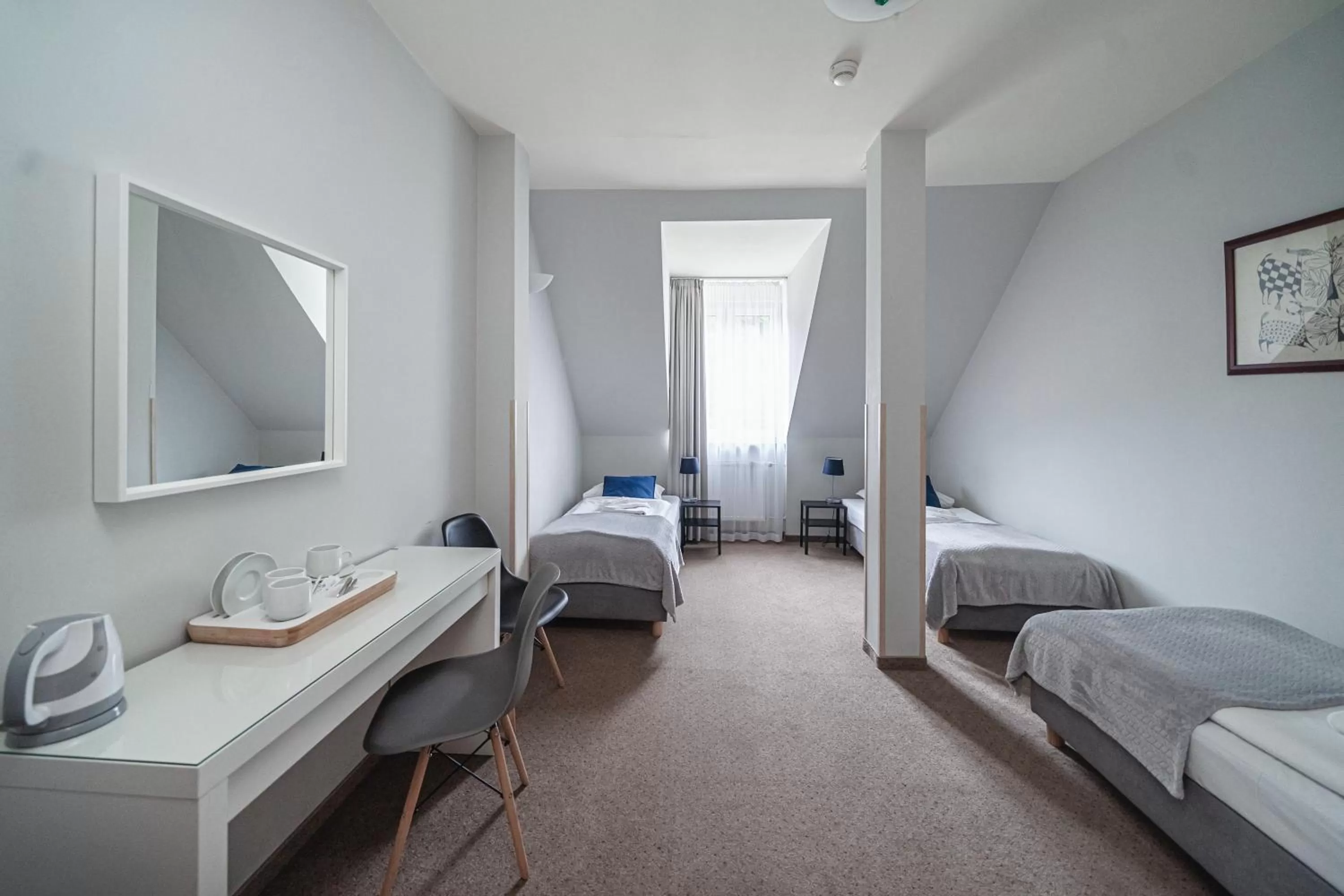 Photo of the whole room, Bed in Gronie Ski & Bike