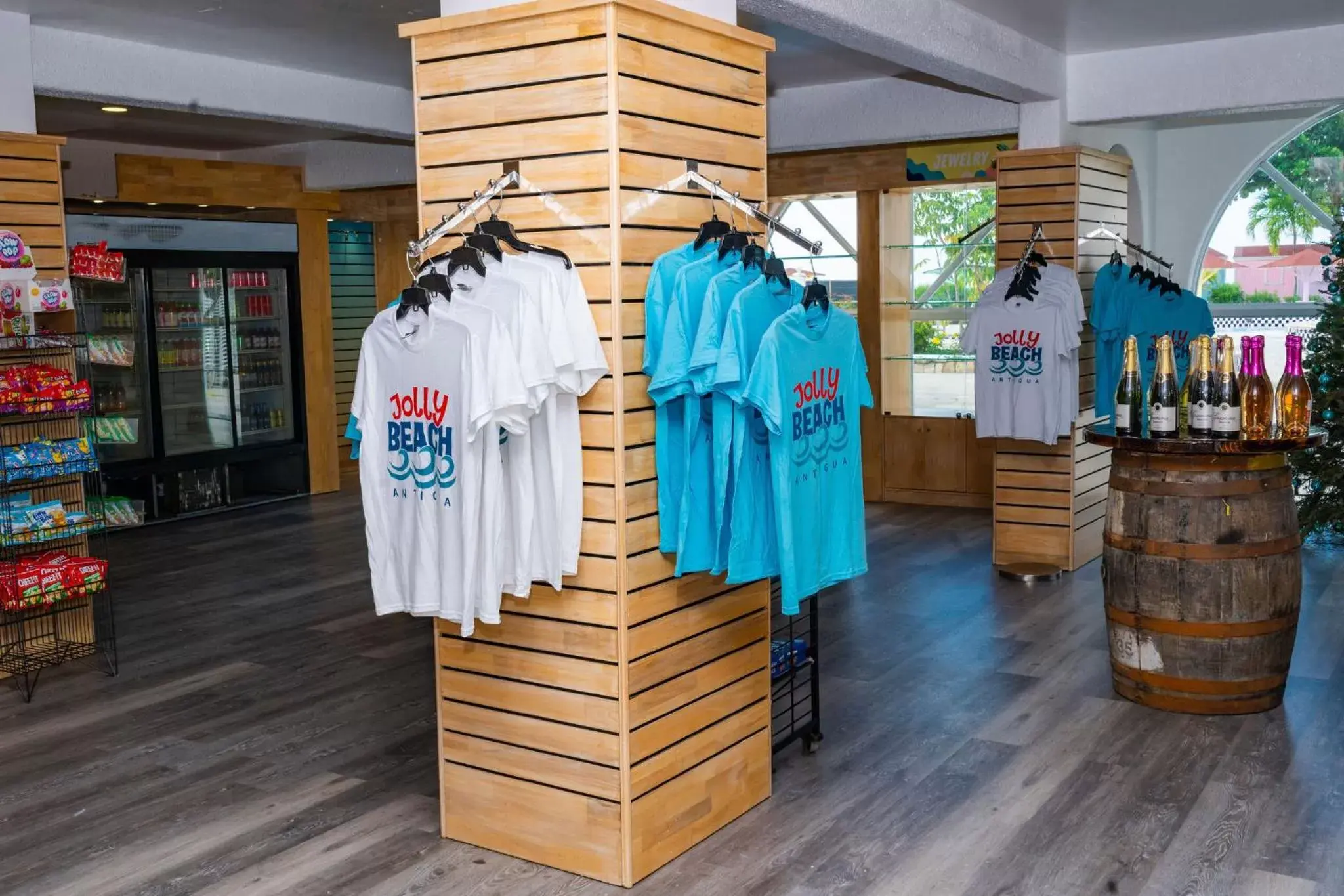 On-site shops in Jolly Beach Antigua - All Inclusive