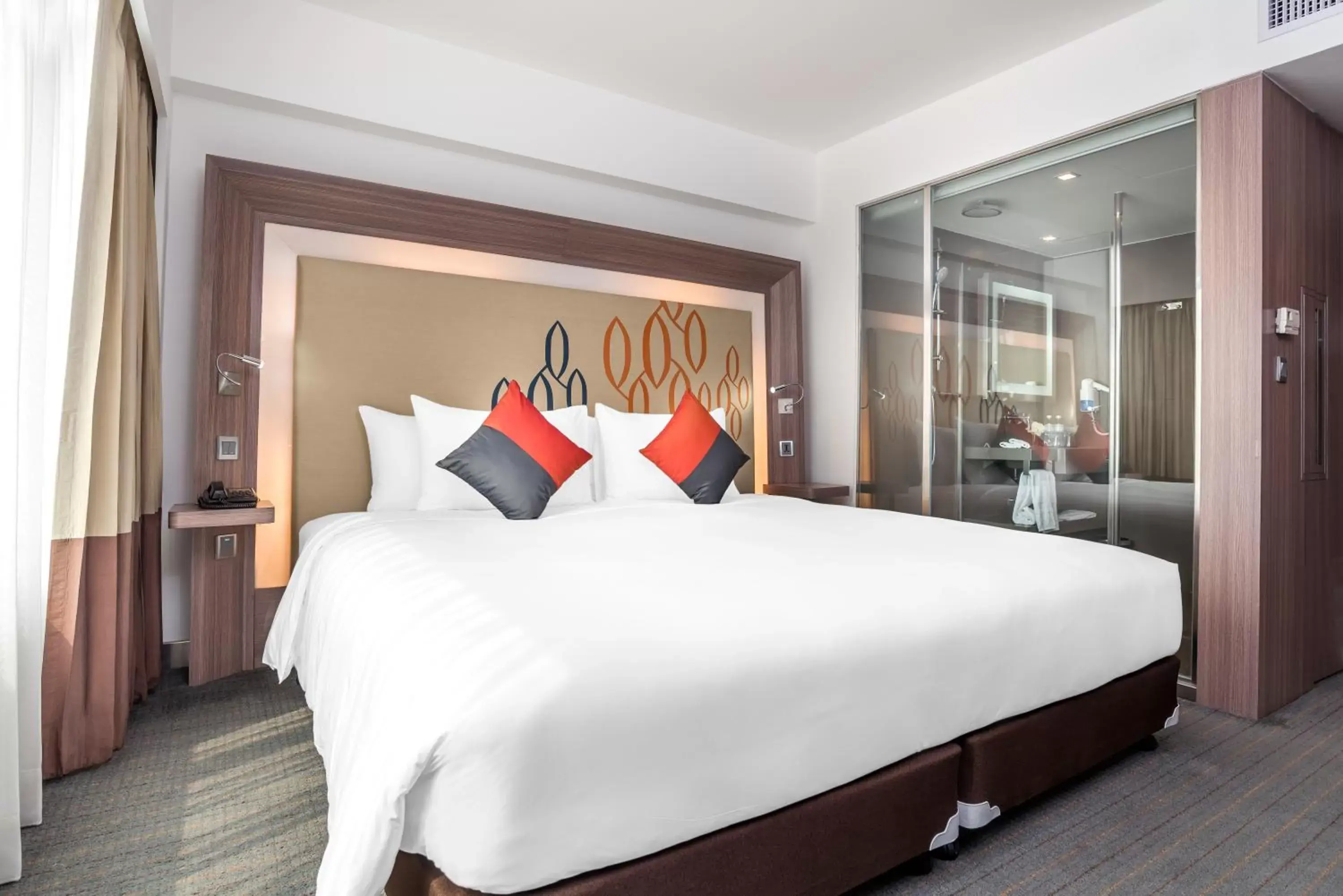 Bedroom, Bed in Novotel Bangkok Silom Road Hotel