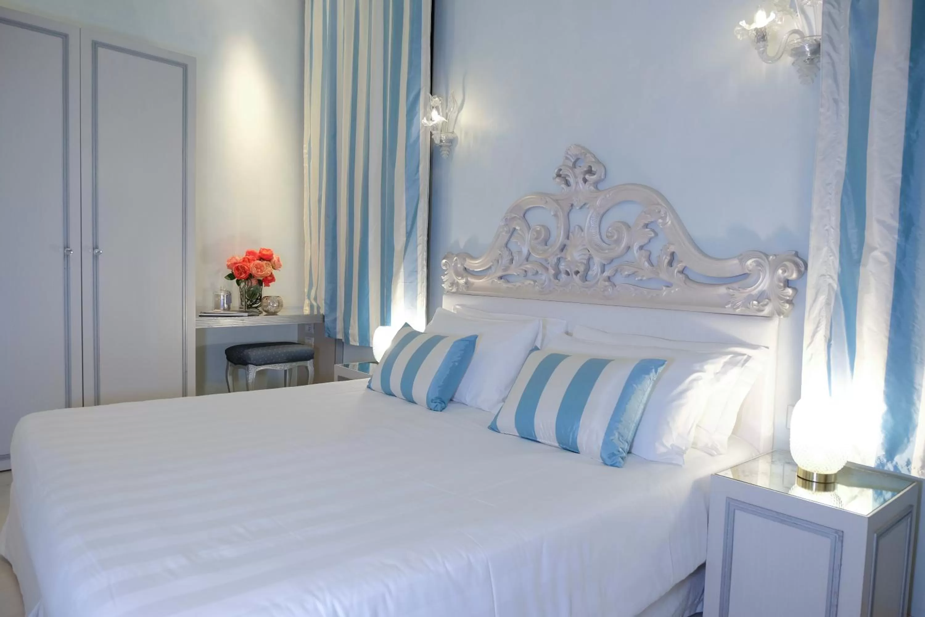 Bed in Relais Venezia