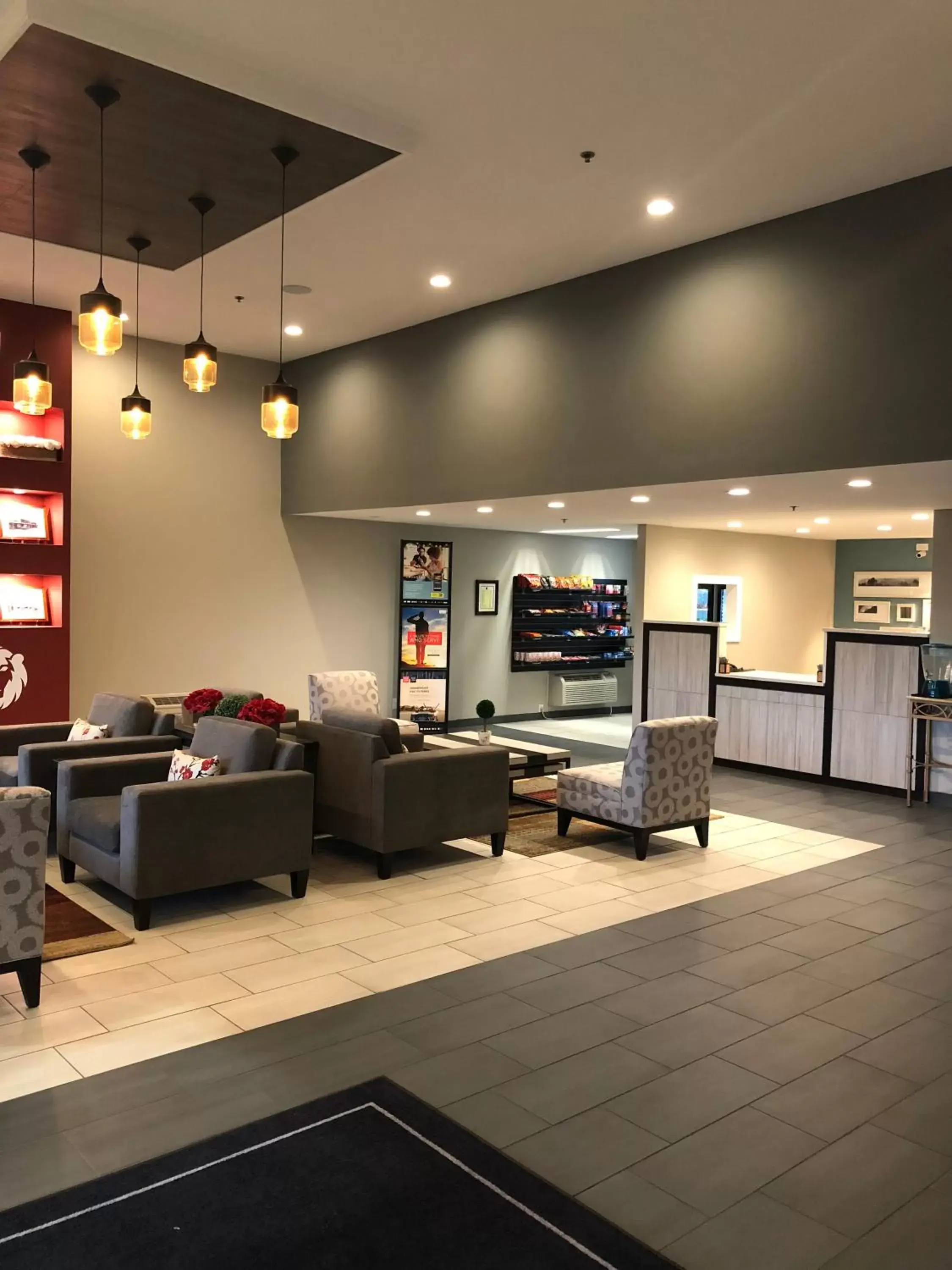 Lobby or reception in Red Lion Inn & Suites Auburn/Seattle