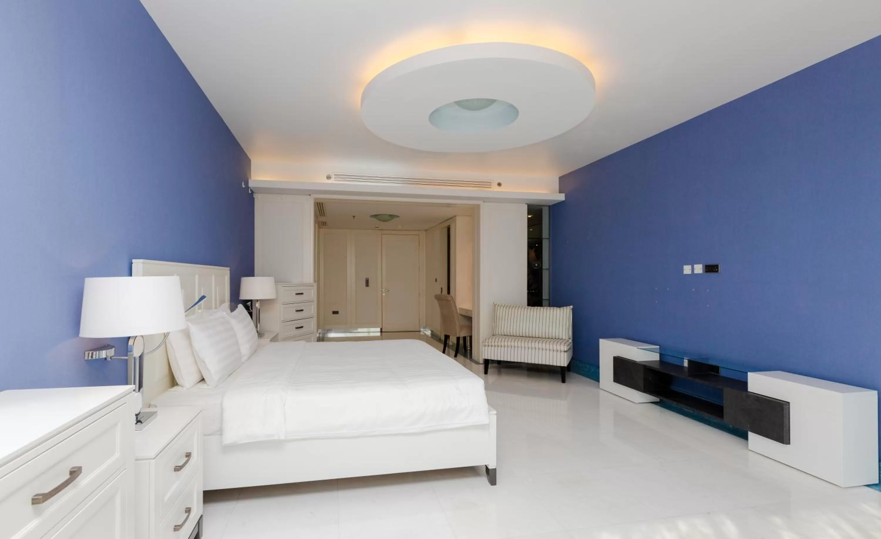 Bedroom, Bed in Ezdan Hotel West Bay
