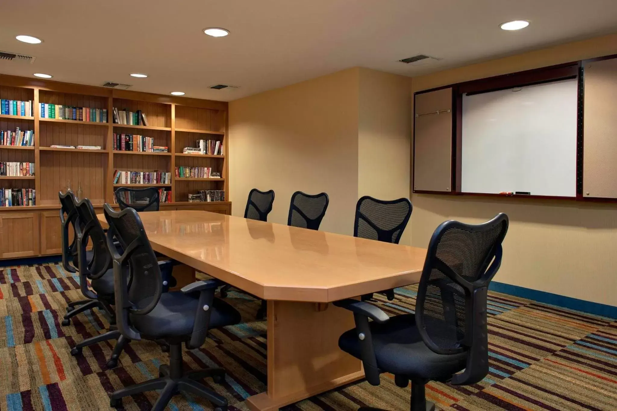 Meeting/conference room in Fairfield Inn and Suites Santa Rosa Sebastopol