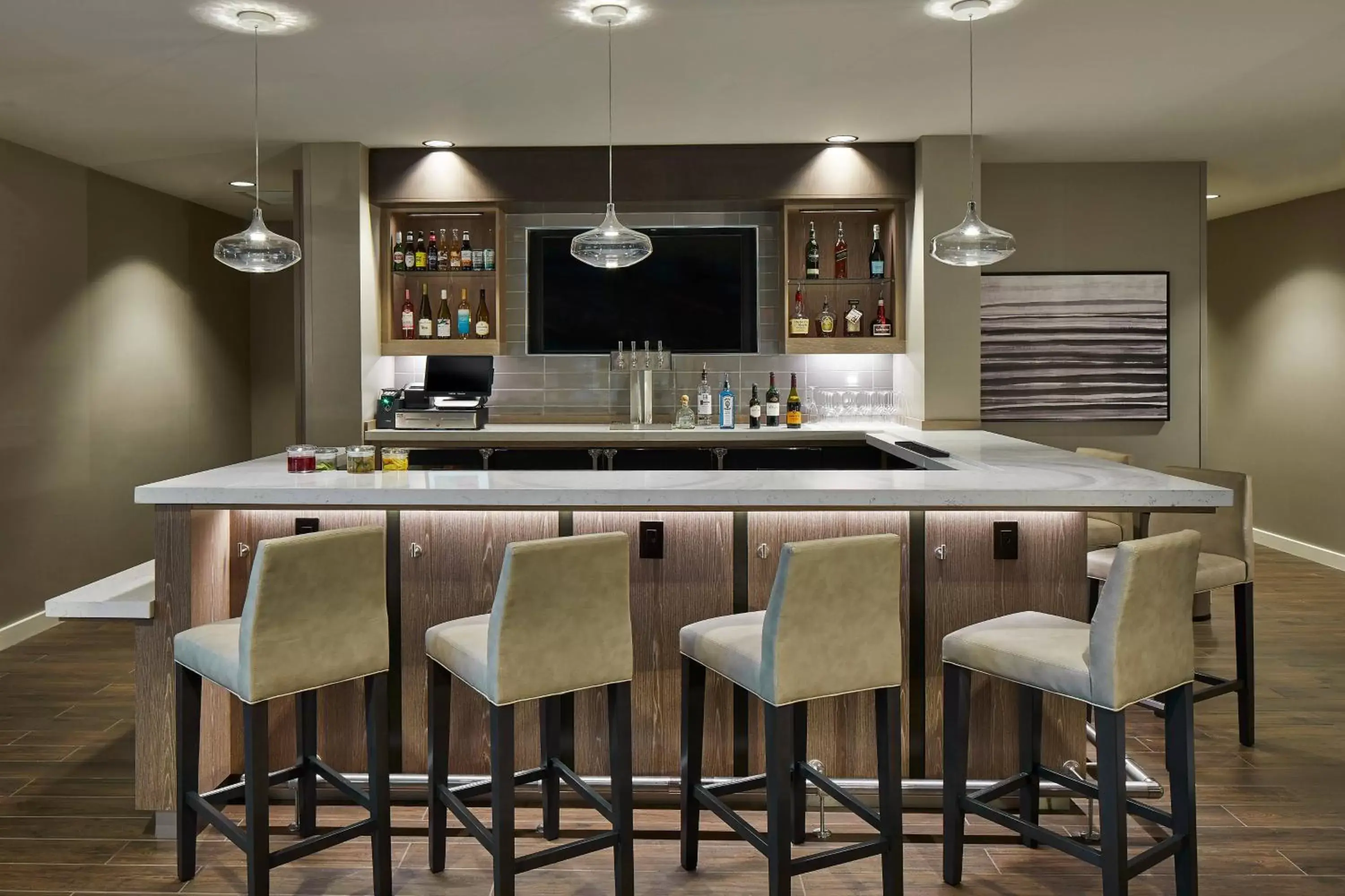 Lobby or reception, Lounge/Bar in Residence Inn by Marriott Cleveland University Circle/Medical Center