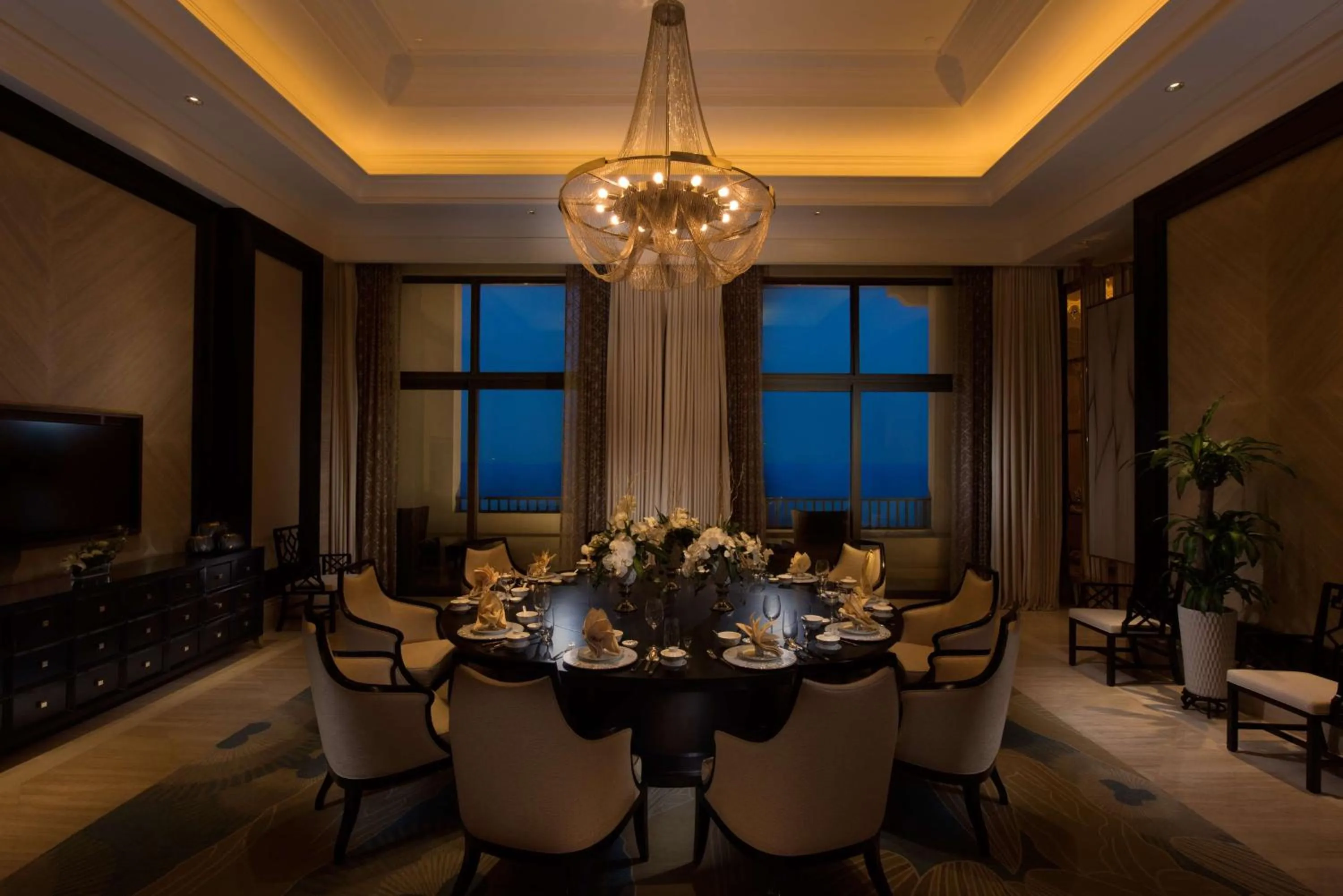 Restaurant/places to eat in Hilton Haikou Meilan - Beachfront Hotel