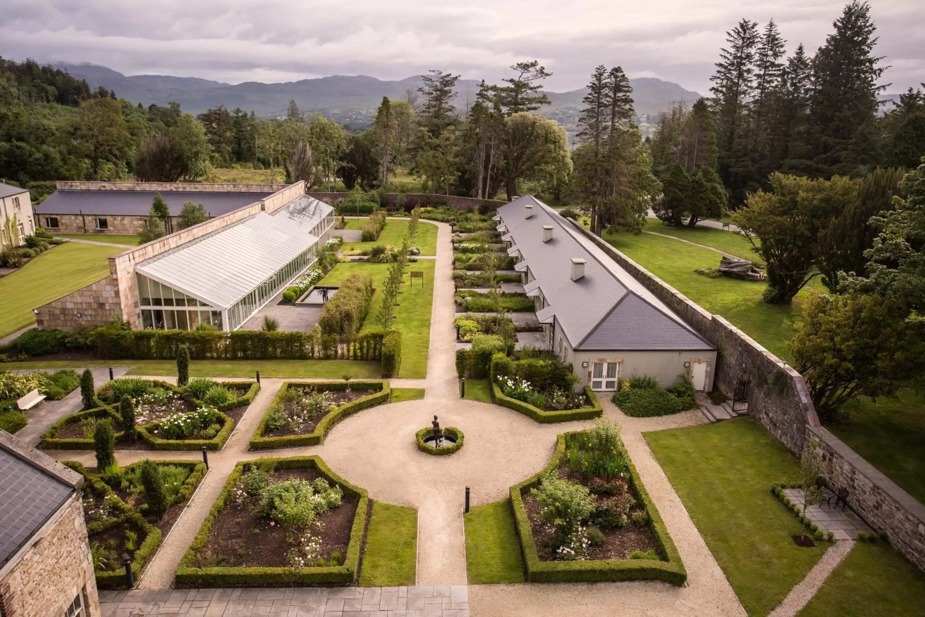 Bird's eye view, Bird's-eye View in Lough Eske Castle