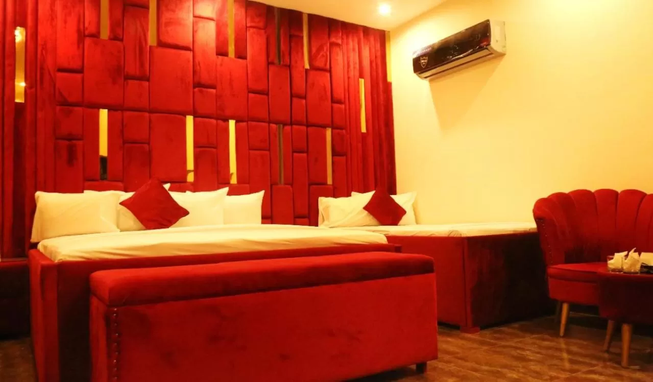 Bed in HOTEL DE SMART Multan