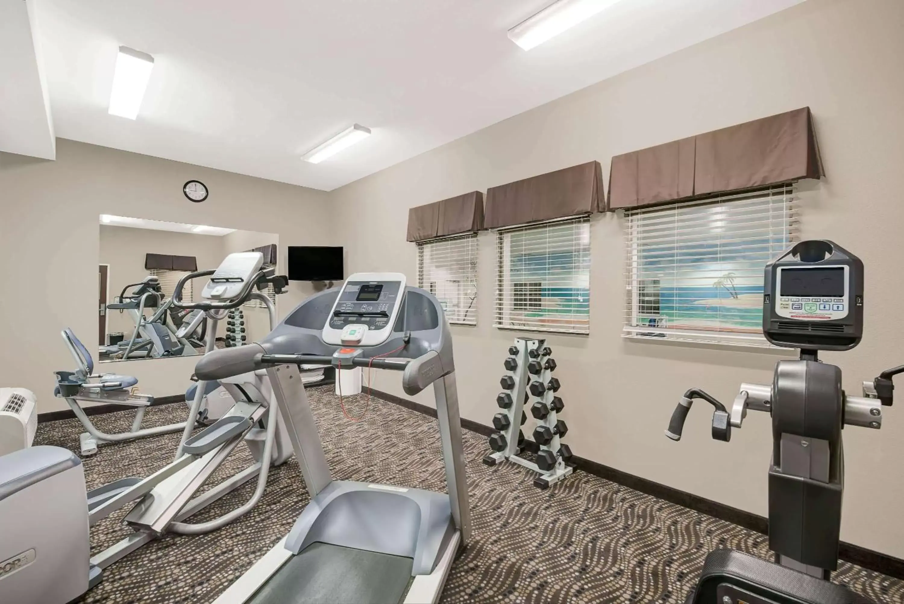 Fitness centre/facilities, Fitness Center/Facilities in Microtel Inn & Suites