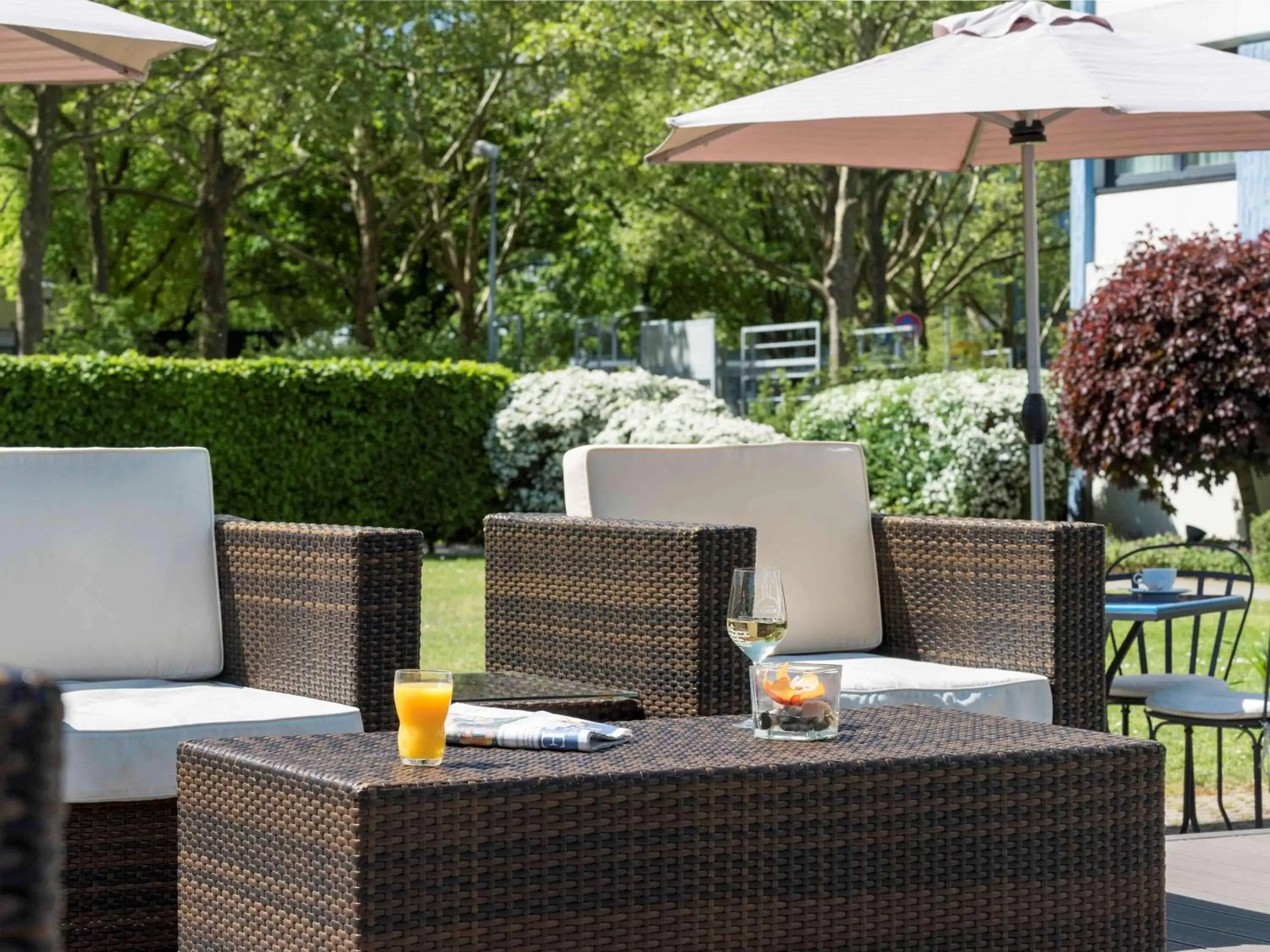 Restaurant/places to eat, Patio/Outdoor Area in Mercure Hotel Mannheim am Friedensplatz