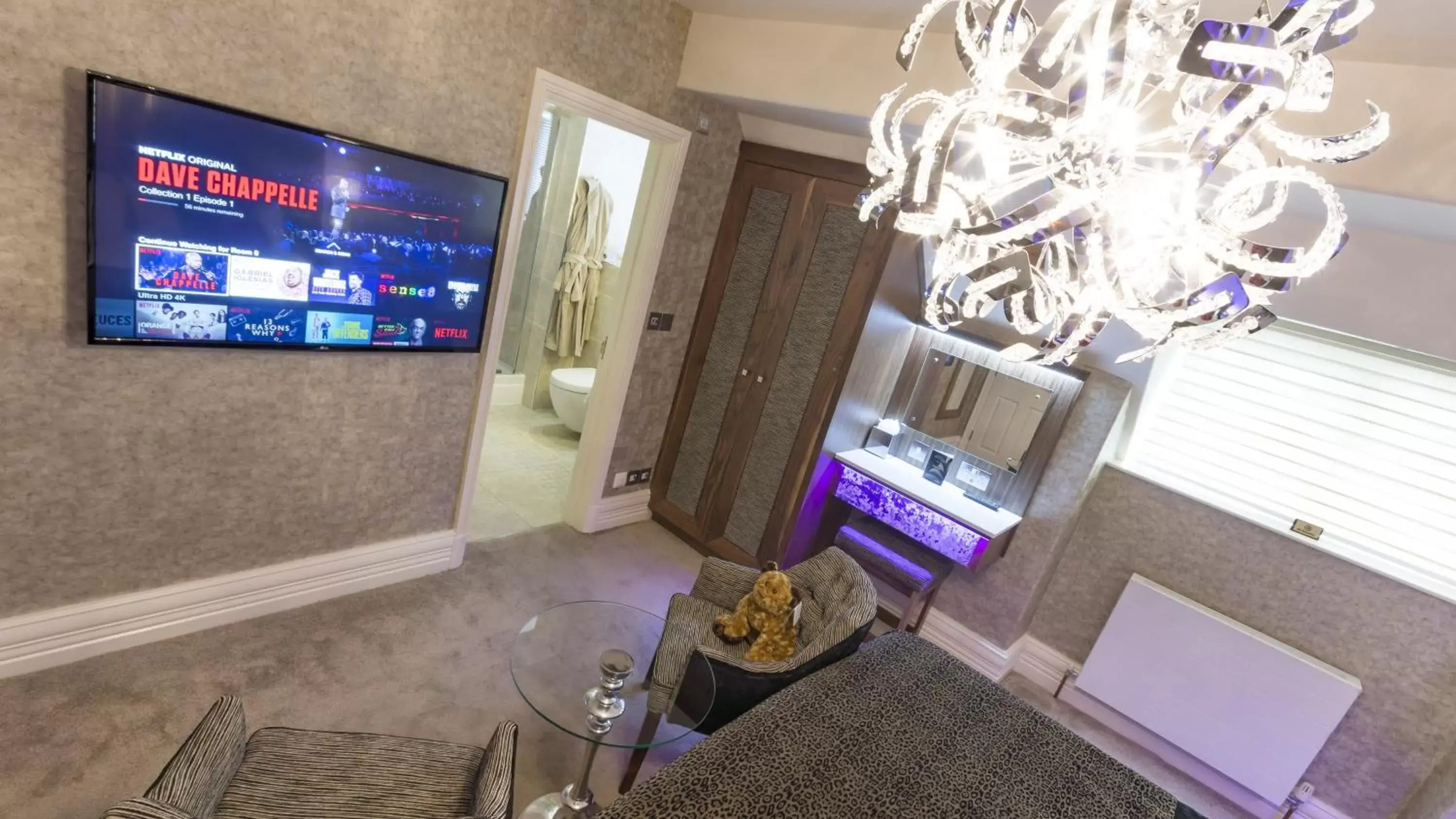 TV and multimedia, TV/Entertainment Center in The Cranleigh Boutique