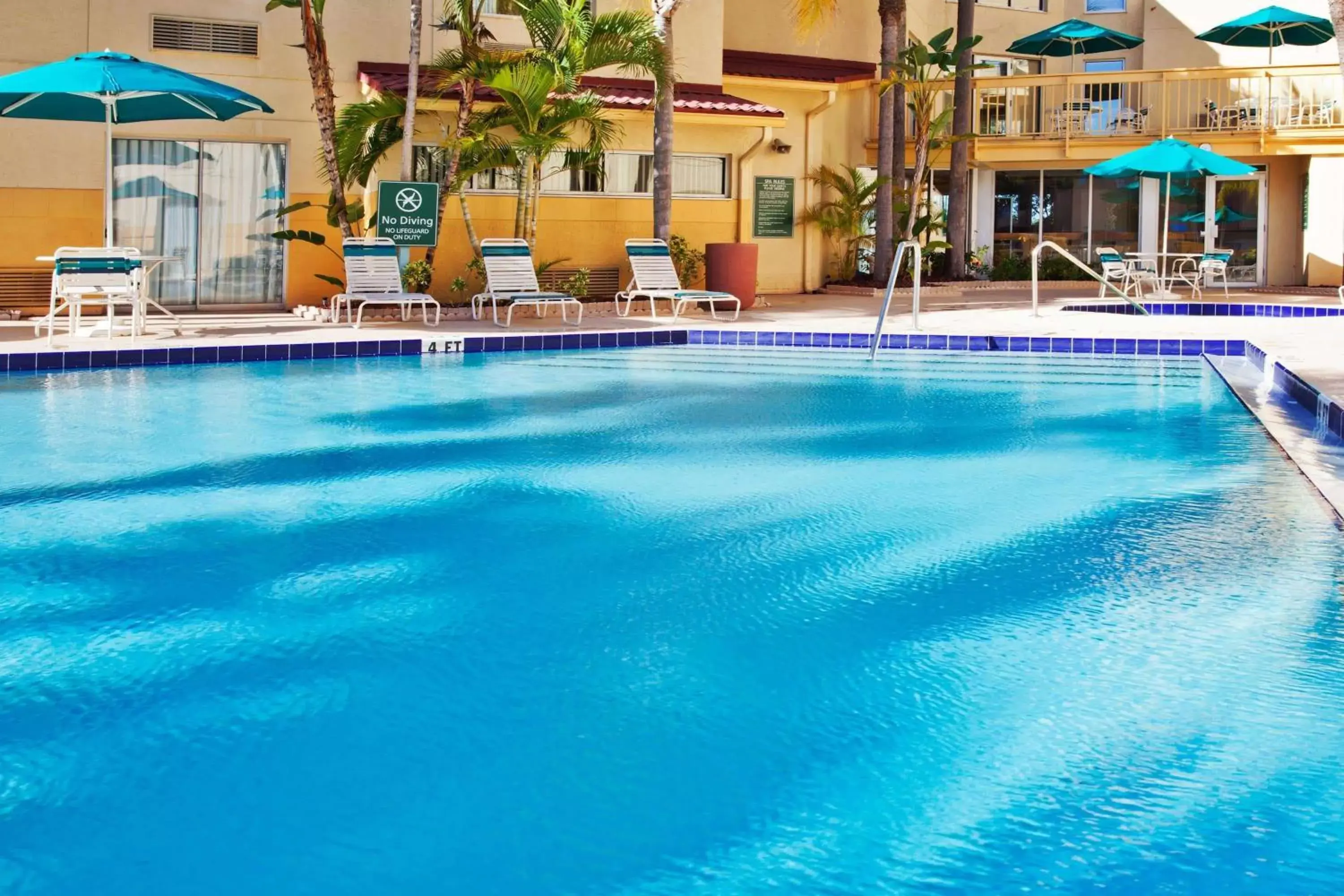 Activities, Swimming Pool in La Quinta by Wyndham St. Pete-Clearwater Airport