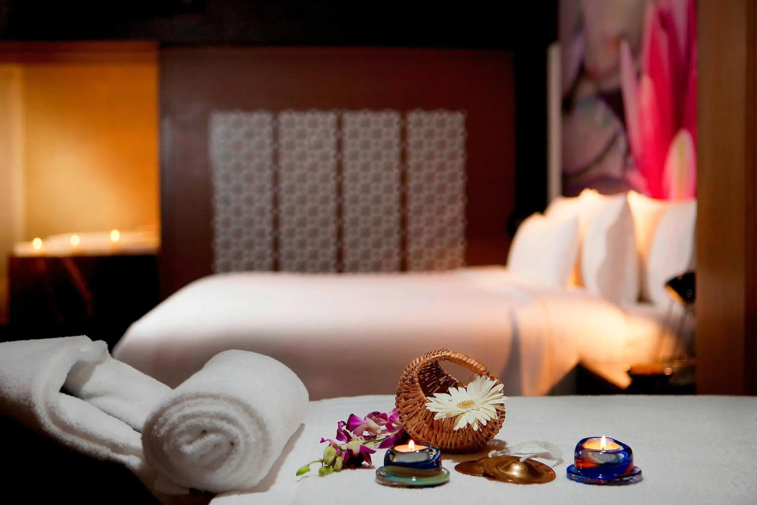 Spa and wellness centre/facilities, Bed in The Westin Hyderabad Mindspace