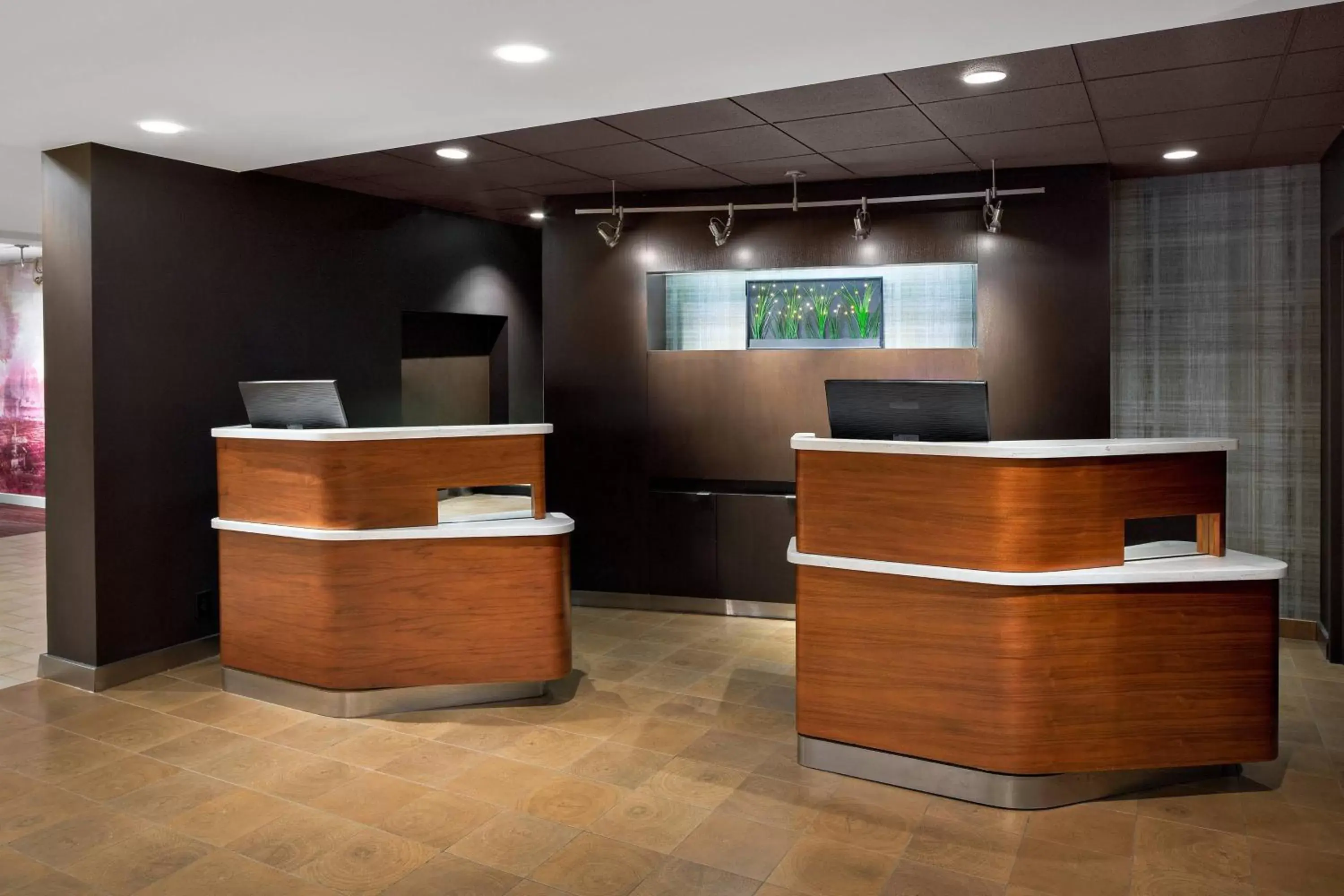 Property building, Lobby/Reception in Courtyard by Marriott Pittsburgh Airport