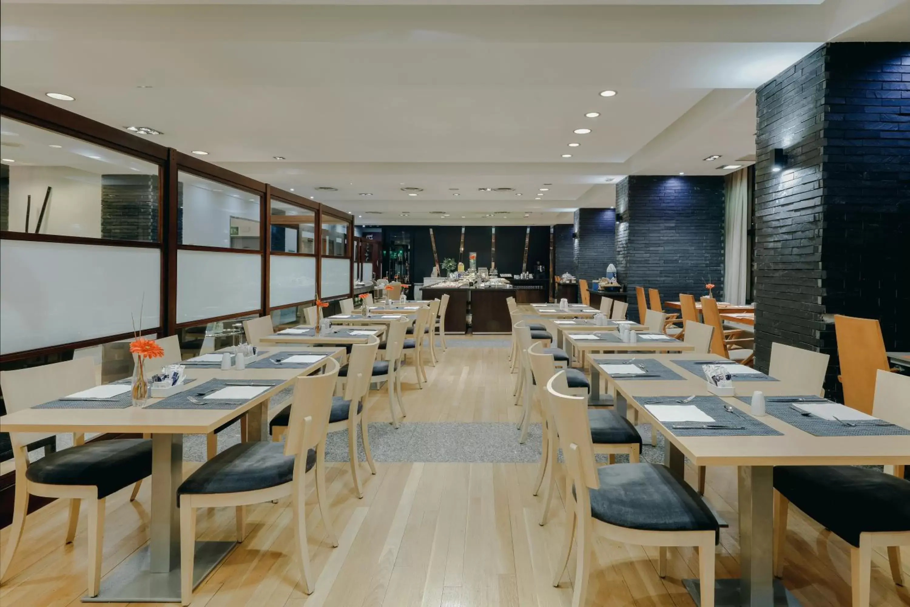 Restaurant/places to eat in Hesperia A Coruña Centro Restaurant/places to eat in Hesperia A Coruña Centro