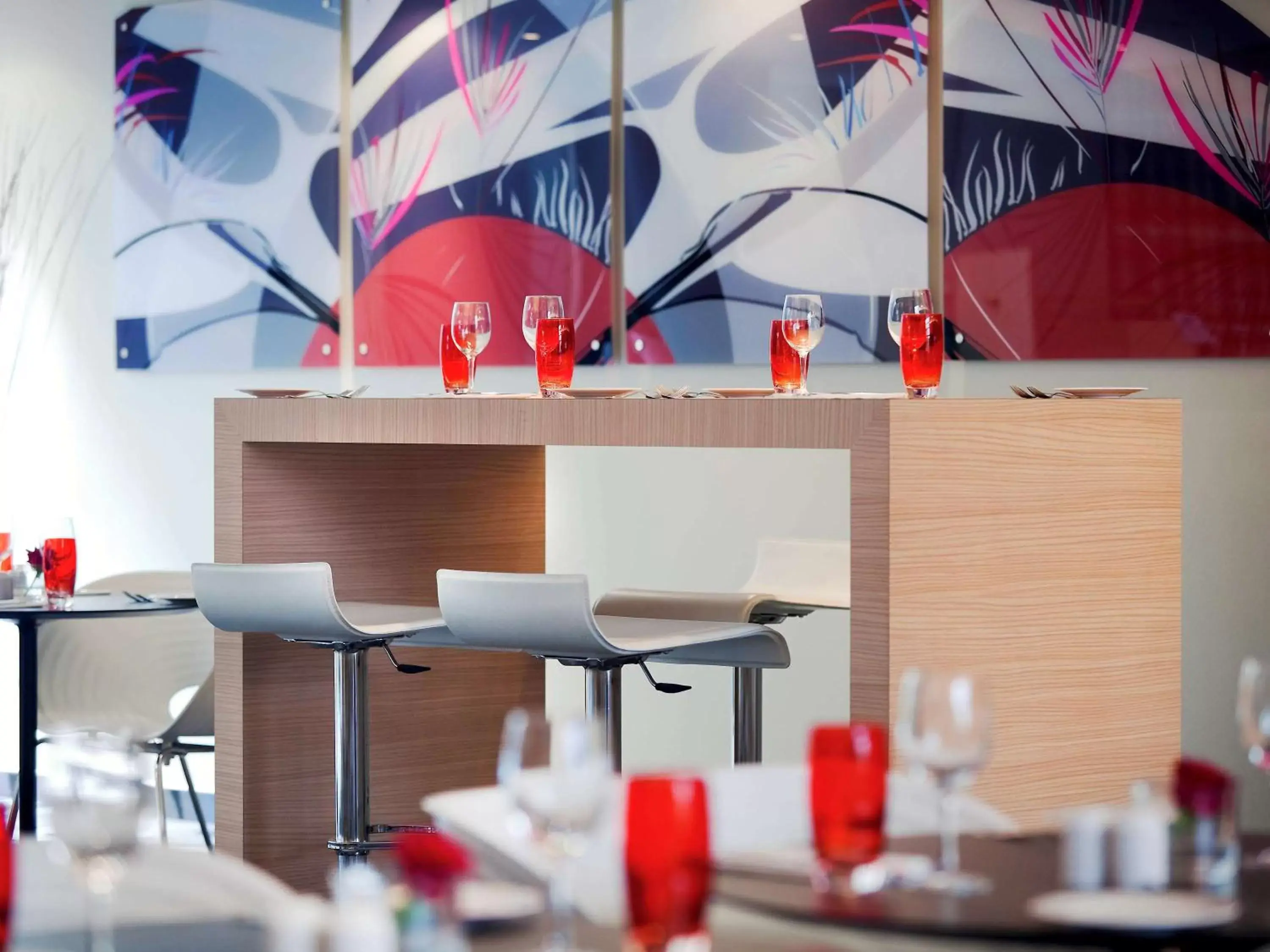 Restaurant/places to eat in Novotel Praha Wenceslas Square