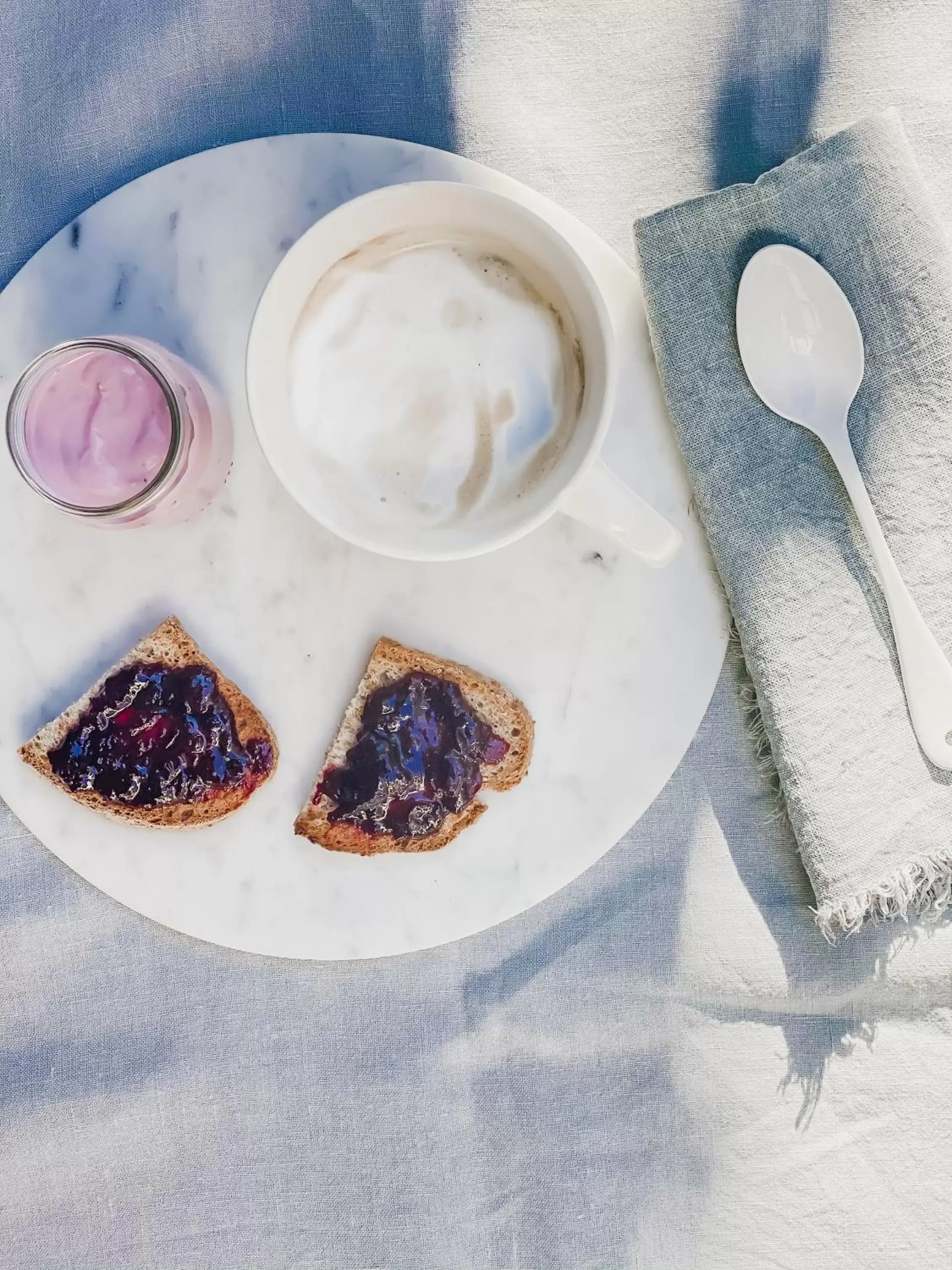 Breakfast in CinziaHome