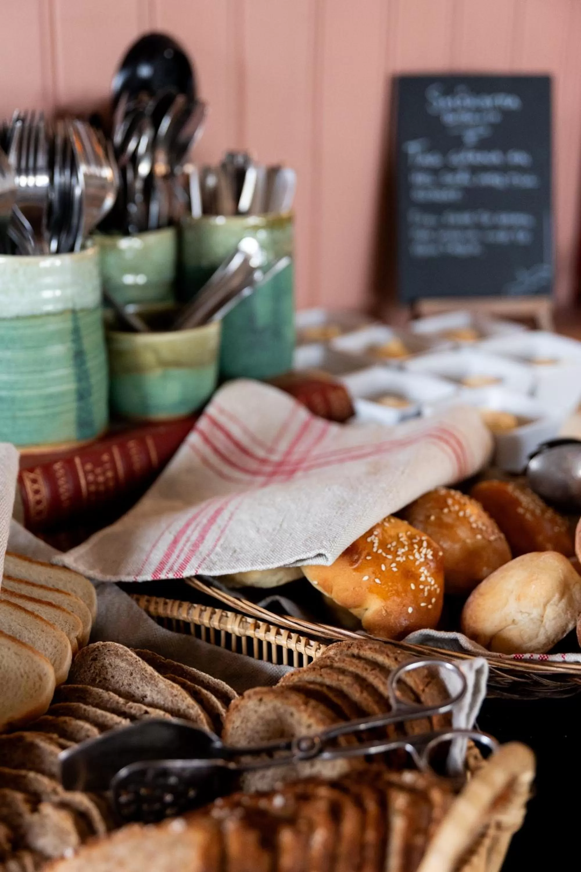 Breakfast in Sköllengården