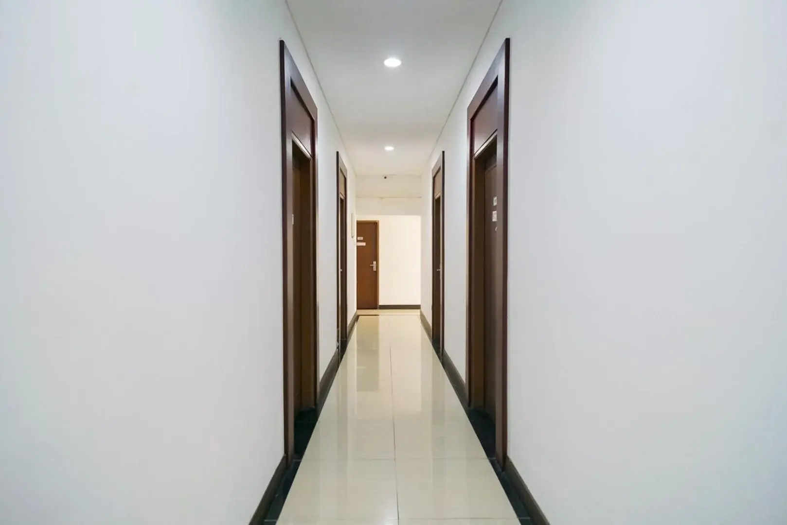 Property building in Urbanview Hotel Bes Mangga Besar