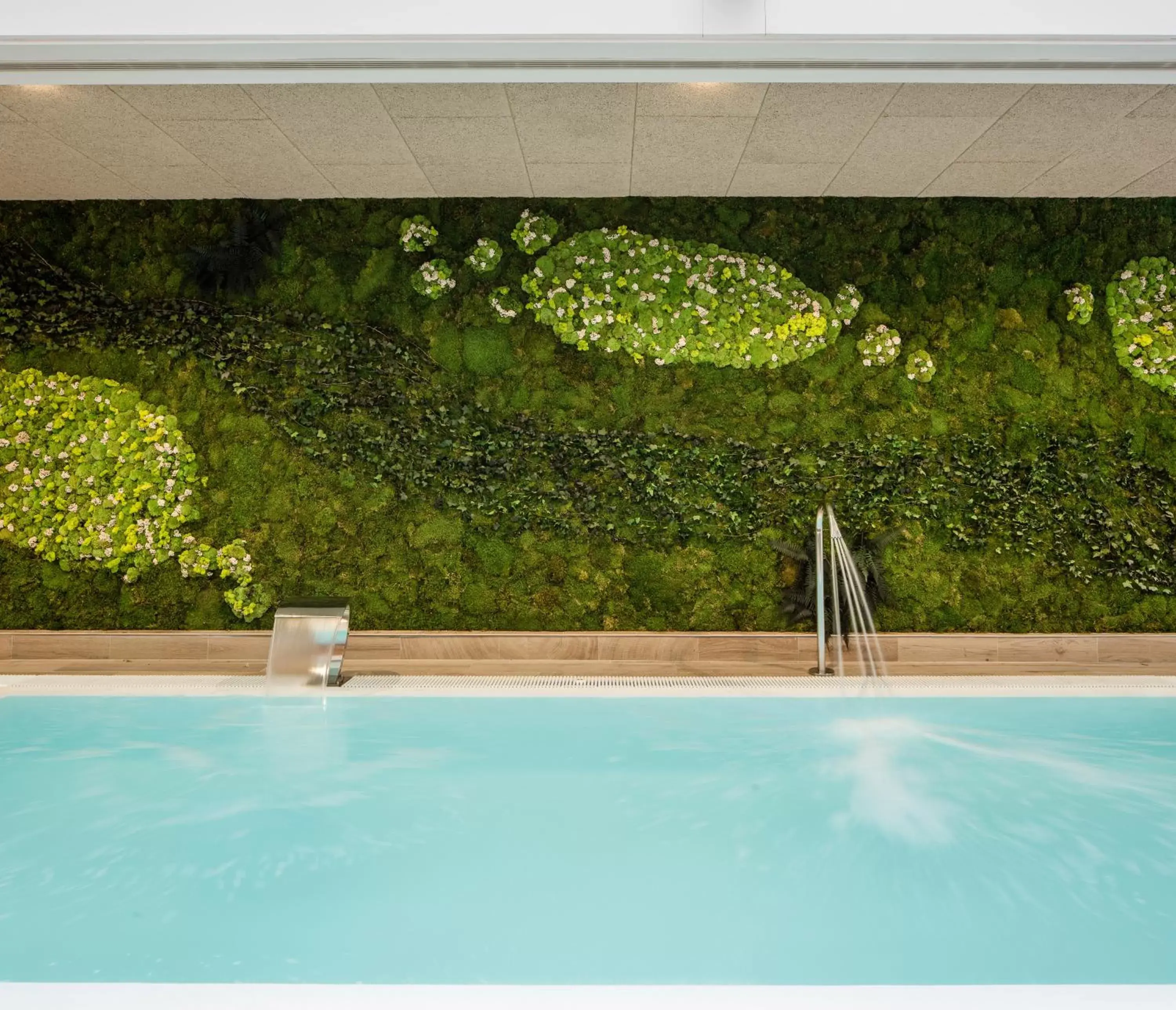 Swimming Pool in Catalonia Giralda