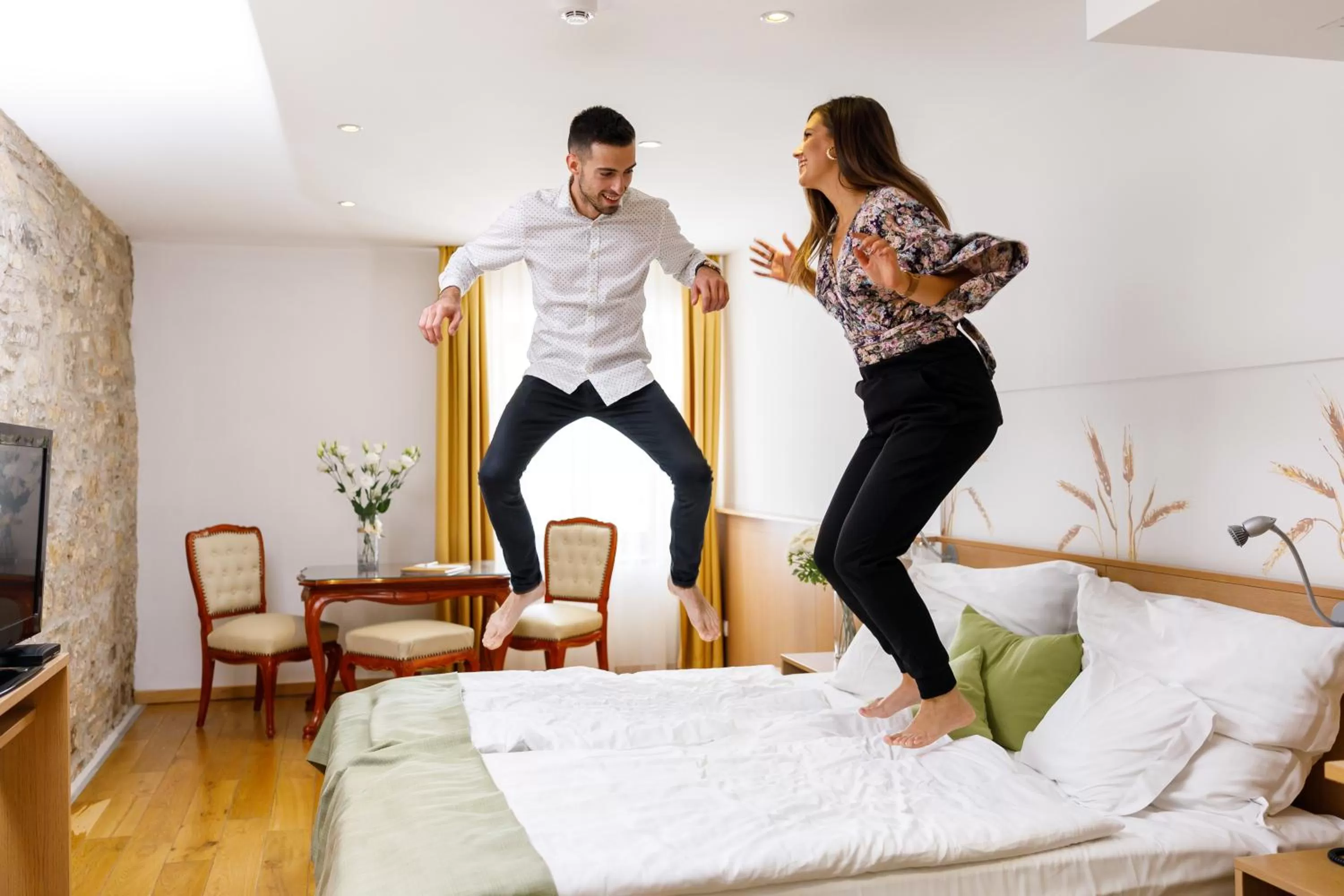 Bed in Hotel Historia Malomkert