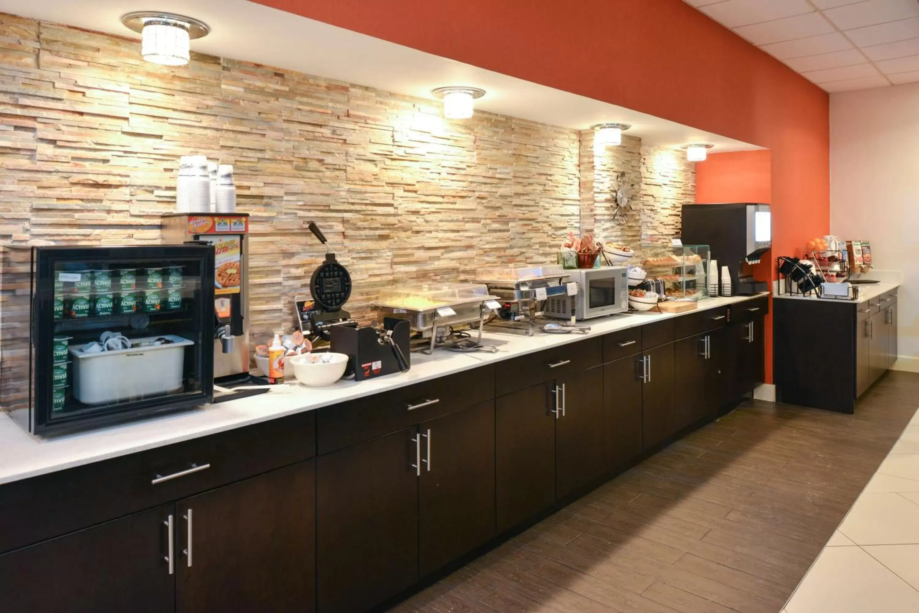 Restaurant/Places to Eat in Country Inn & Suites by Radisson, Nashville Airport, TN
