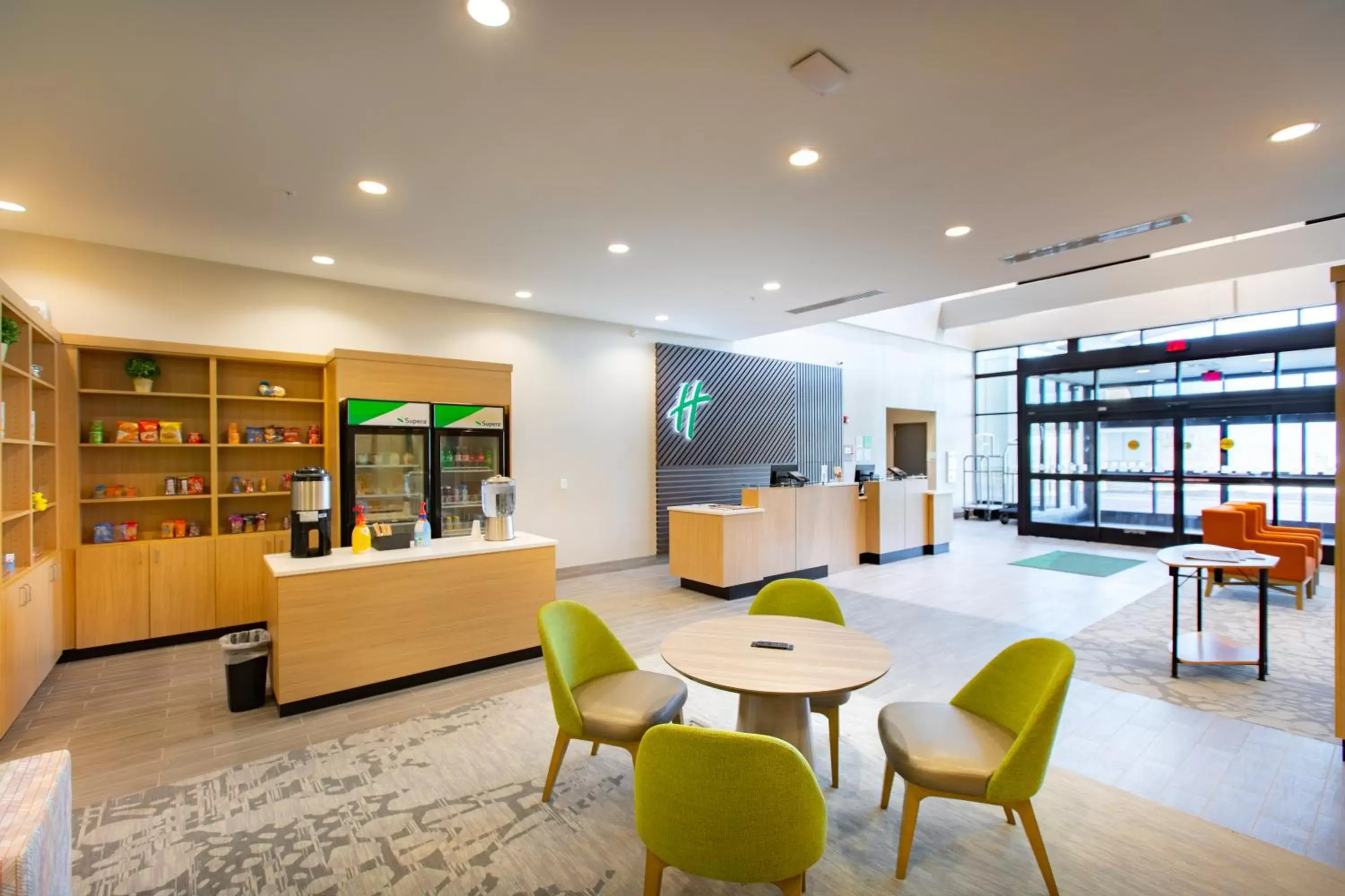 Lobby or reception, Lobby/Reception in Holiday Inn - Kansas City - Northeast, an IHG Hotel