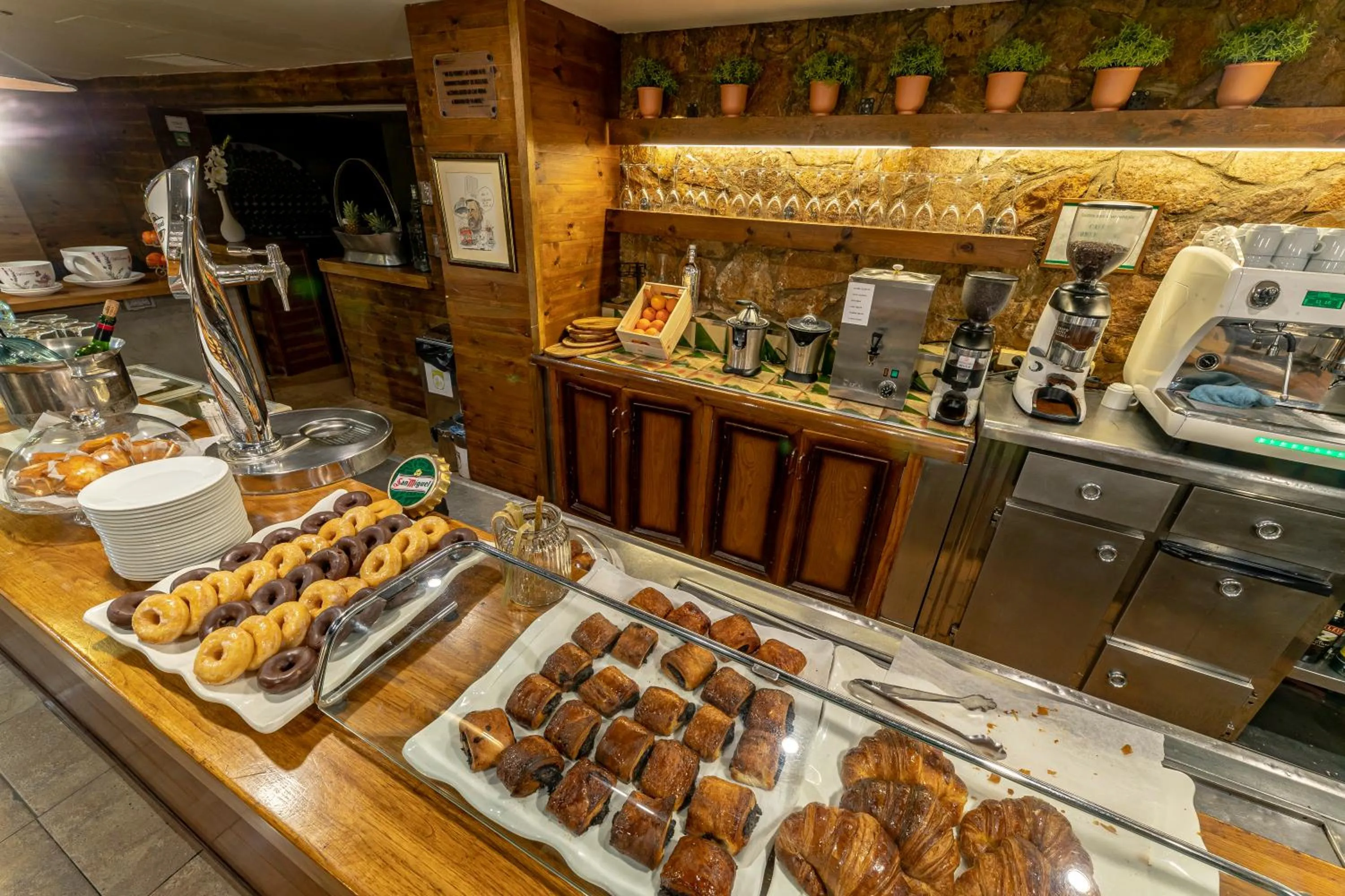 Buffet breakfast in Nastasi Hotel & Spa