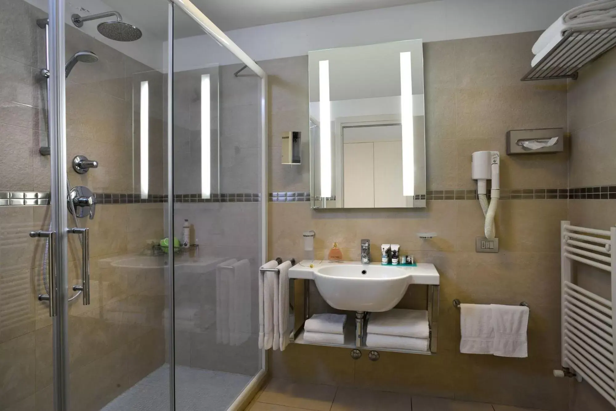 Bathroom in Mercure Hotel Rimini Artis