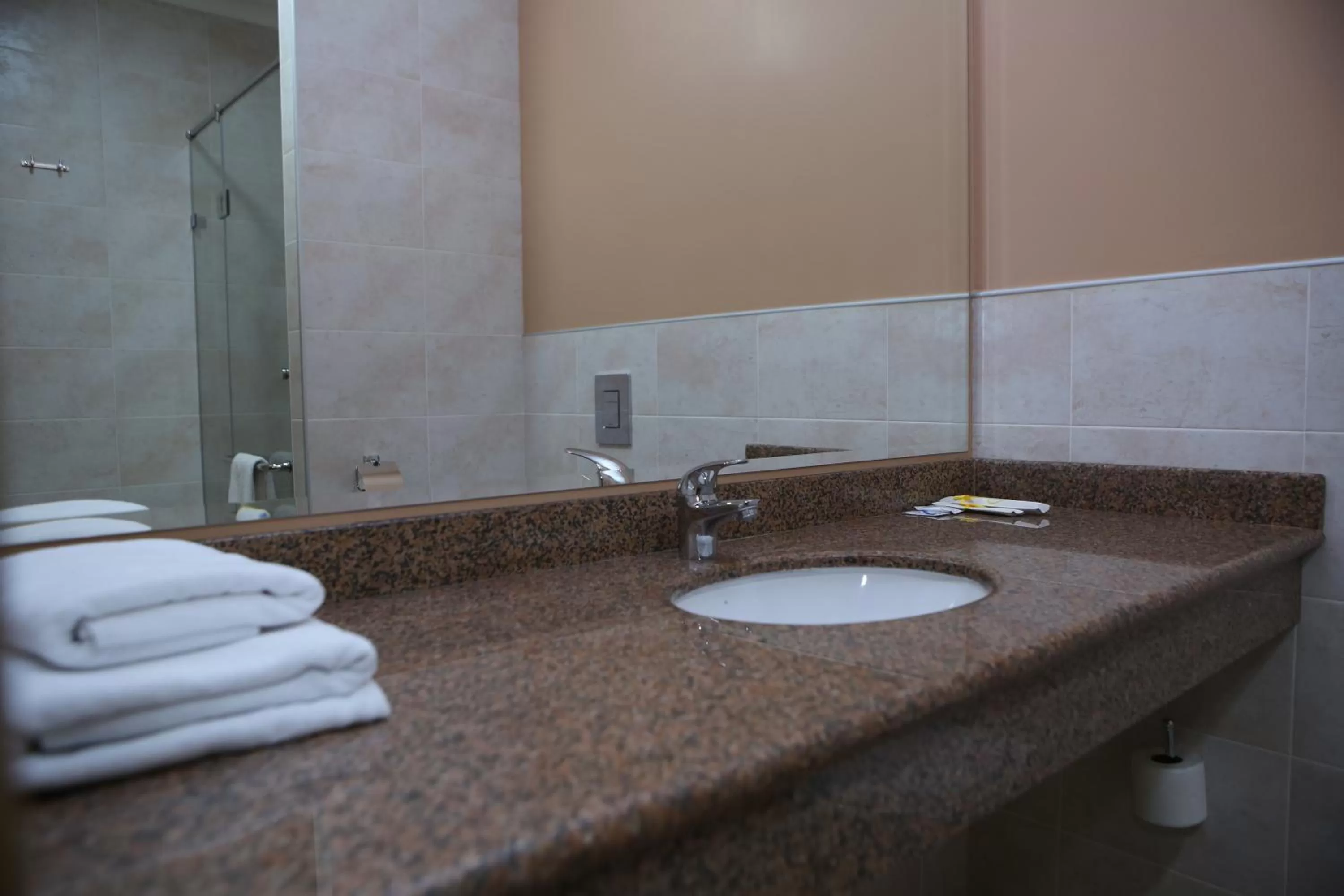 Bathroom in Hotel Aner