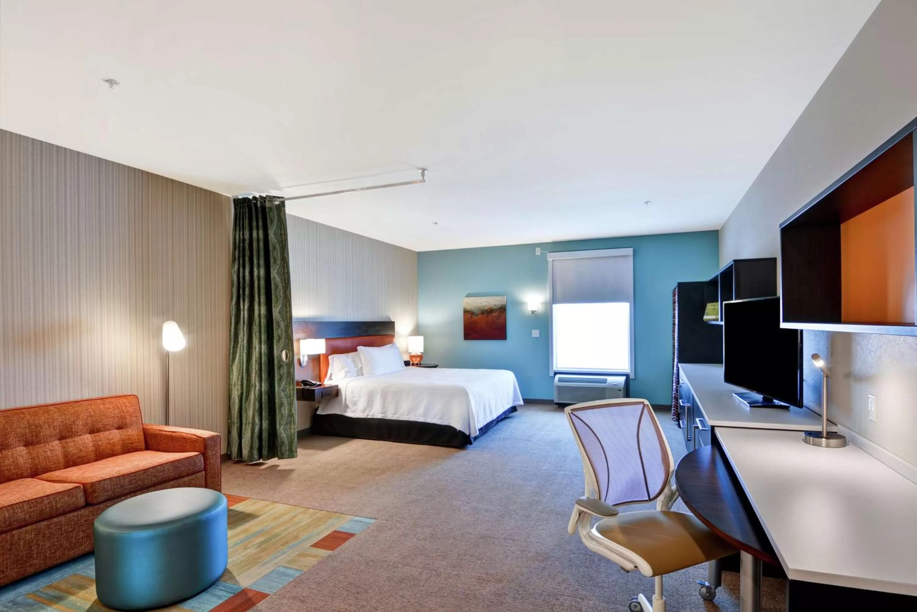 Bedroom, Bed in Home2 Suites By Hilton Las Vegas Strip South