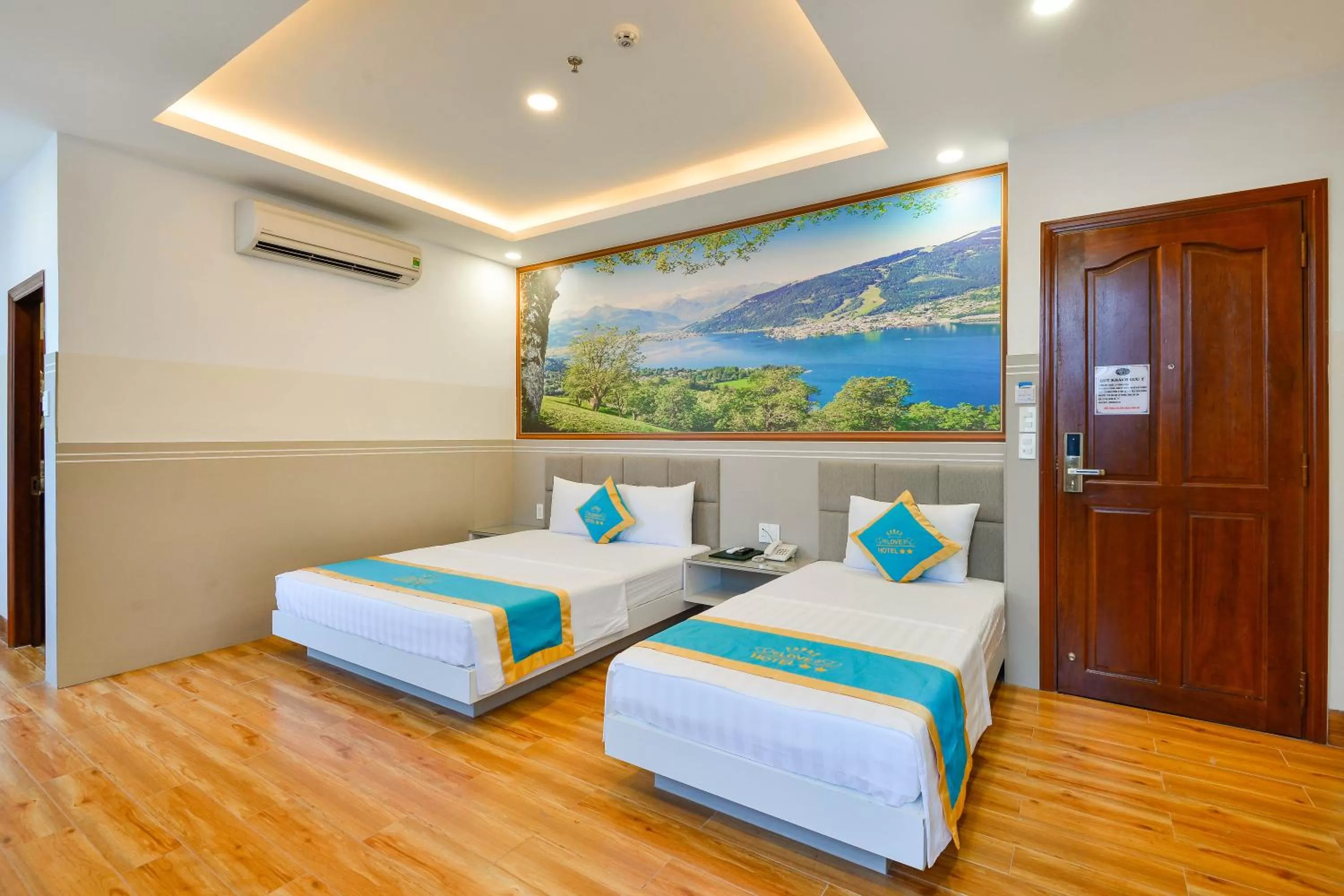 Bed in Love Hotel Airport