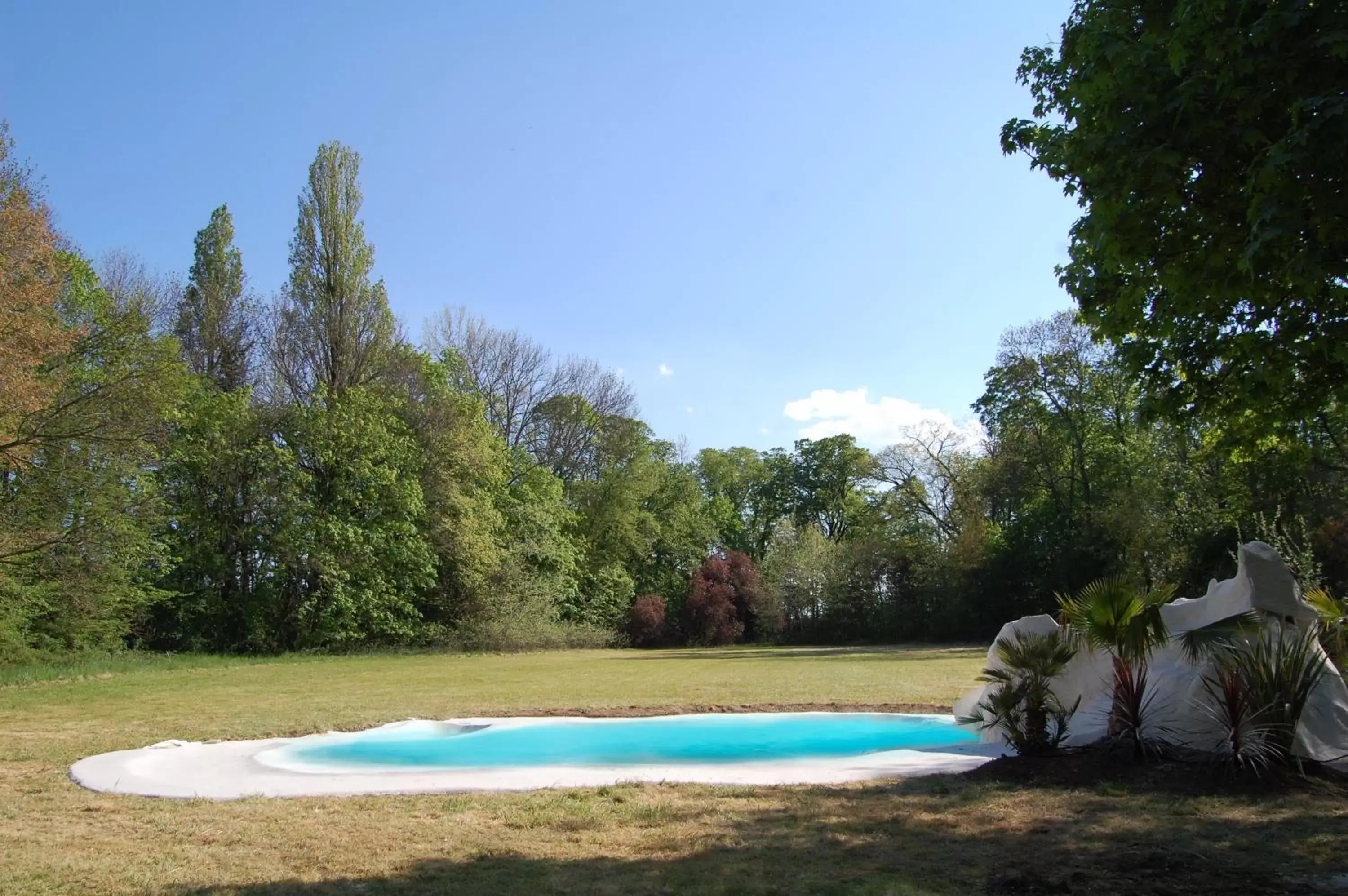 Swimming Pool in Château de Corcelle - Chambres et table d'hôtes