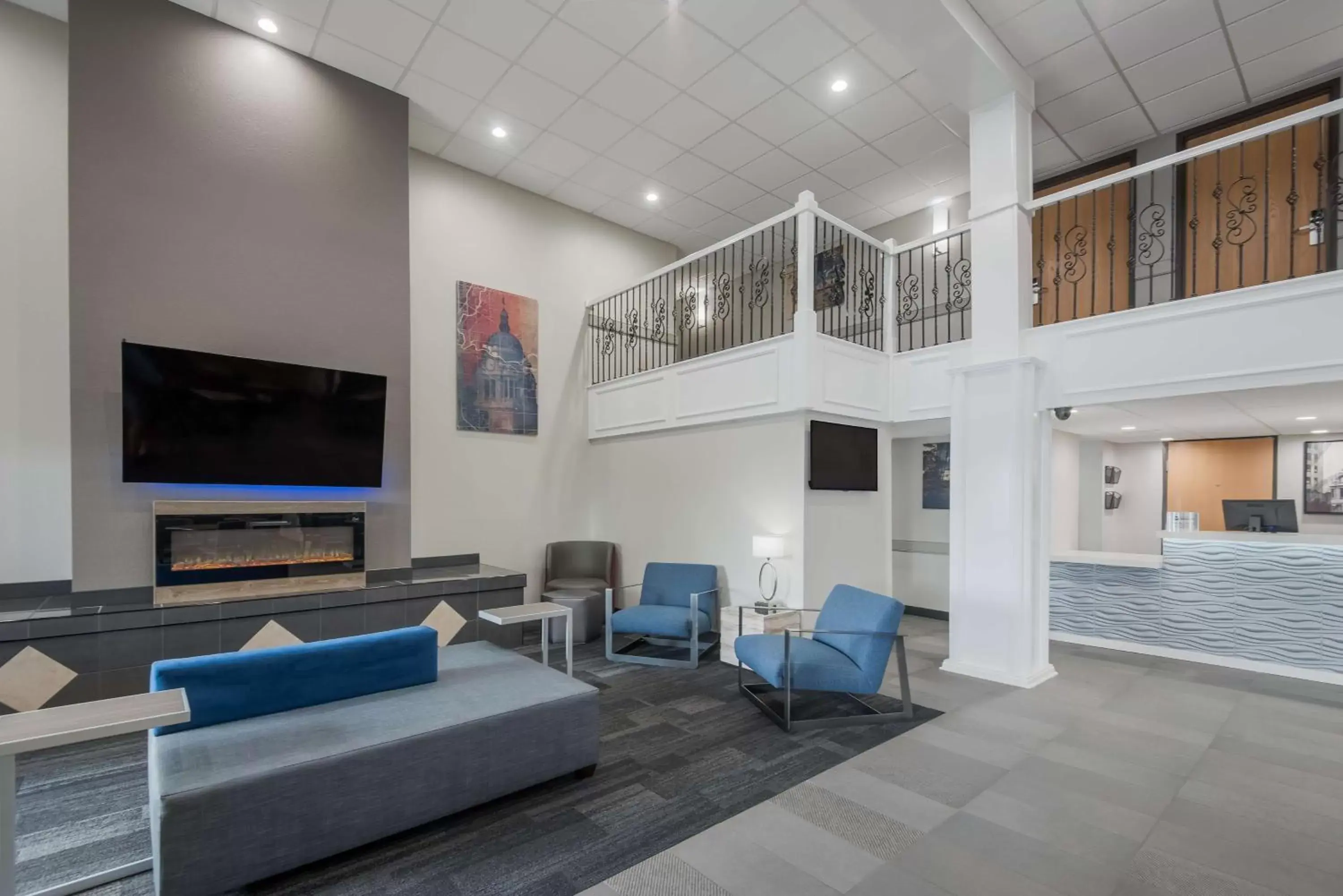 Lobby or reception, Seating Area in Best Western Fort Wayne I-69 North