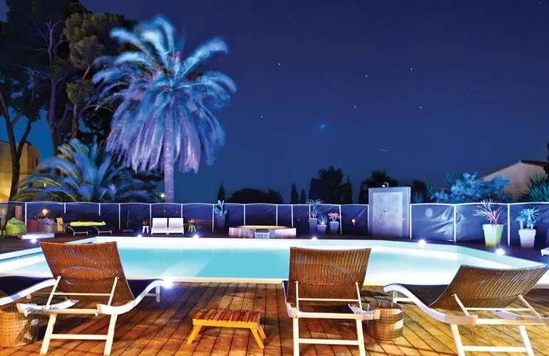 Swimming Pool in B&B Val D'azur