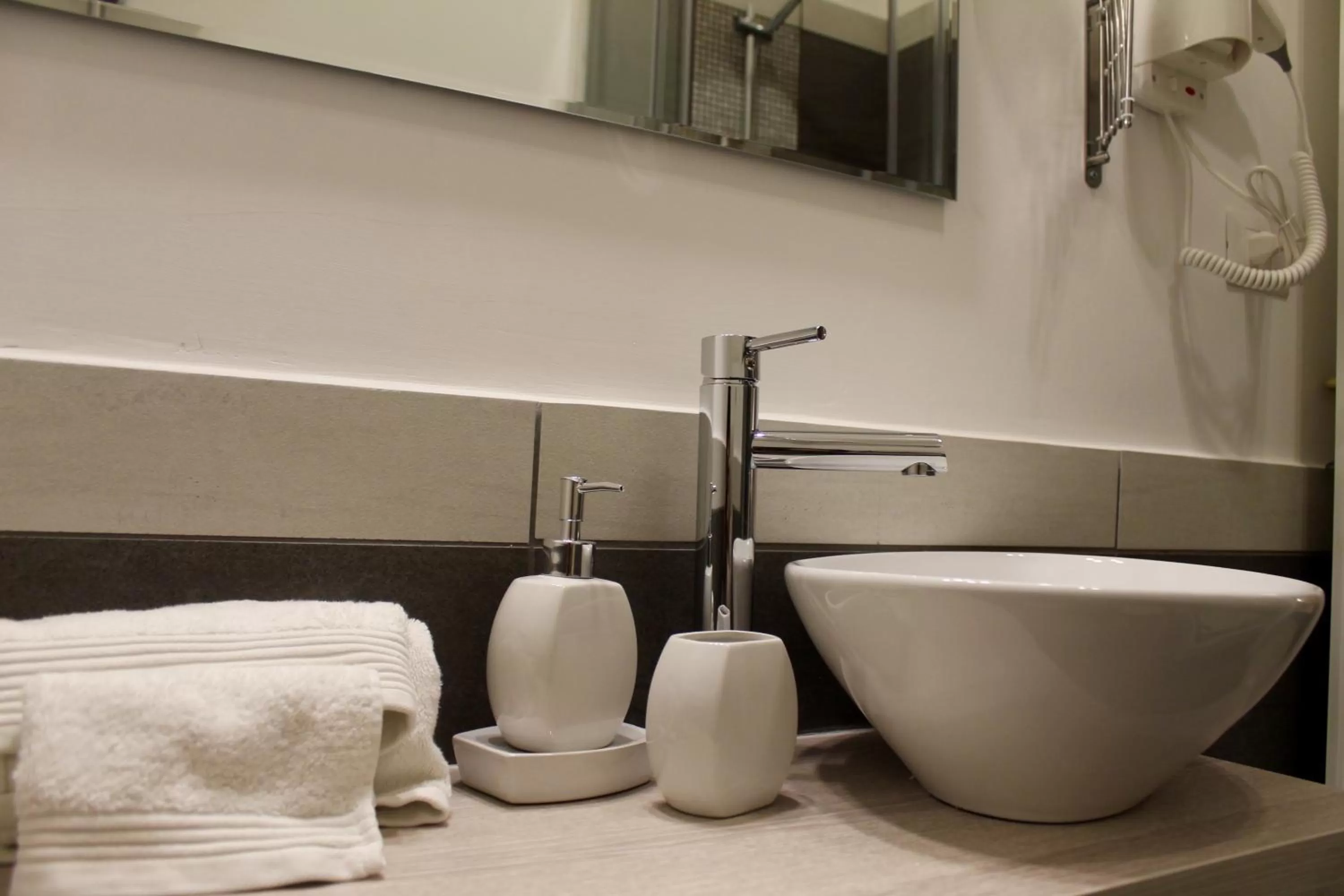 Bathroom in Le Coq Suites