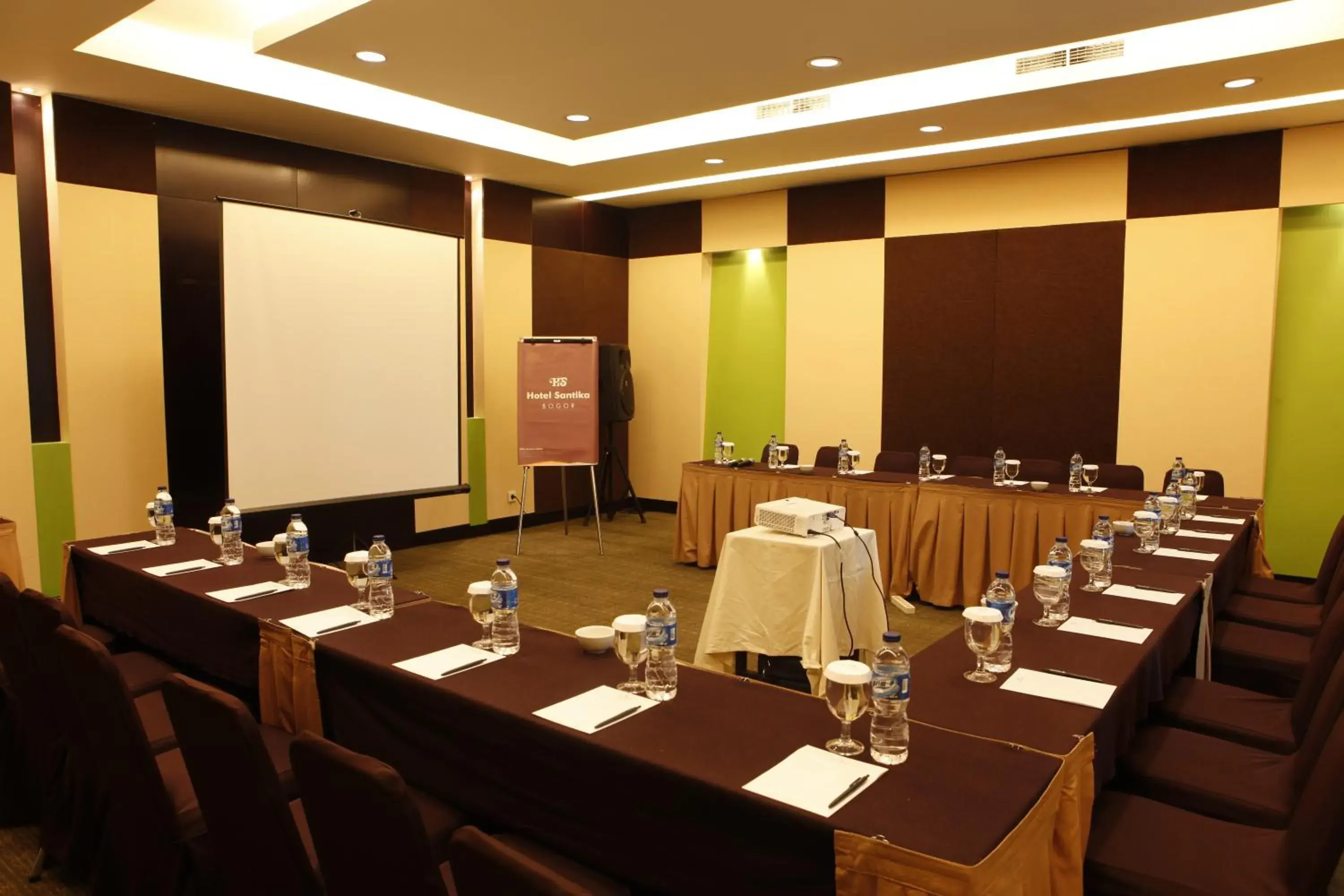 Meeting/conference room in Hotel Santika Bogor
