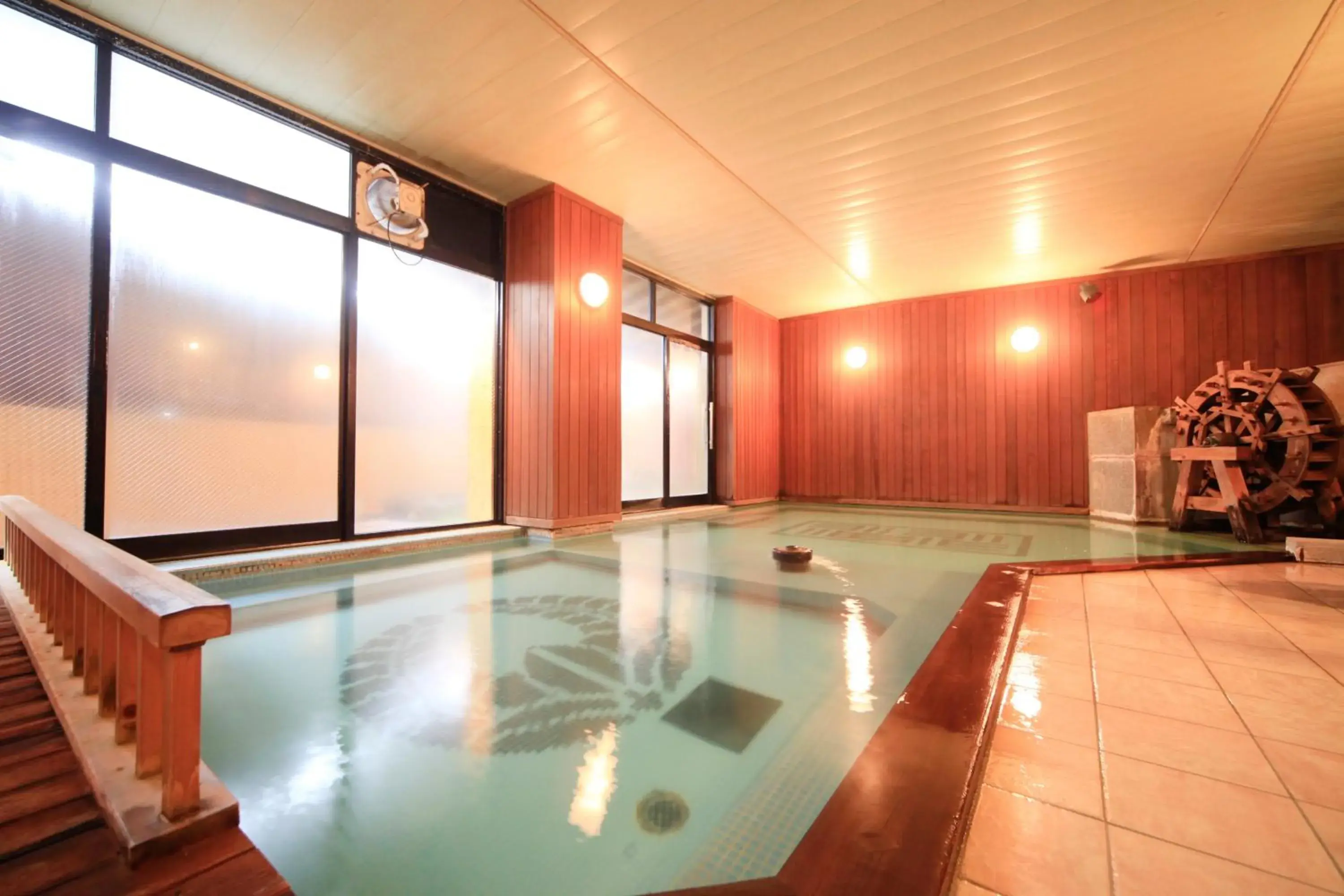 Hot Spring Bath, Swimming Pool in Kusatsu Onsen Daitokan