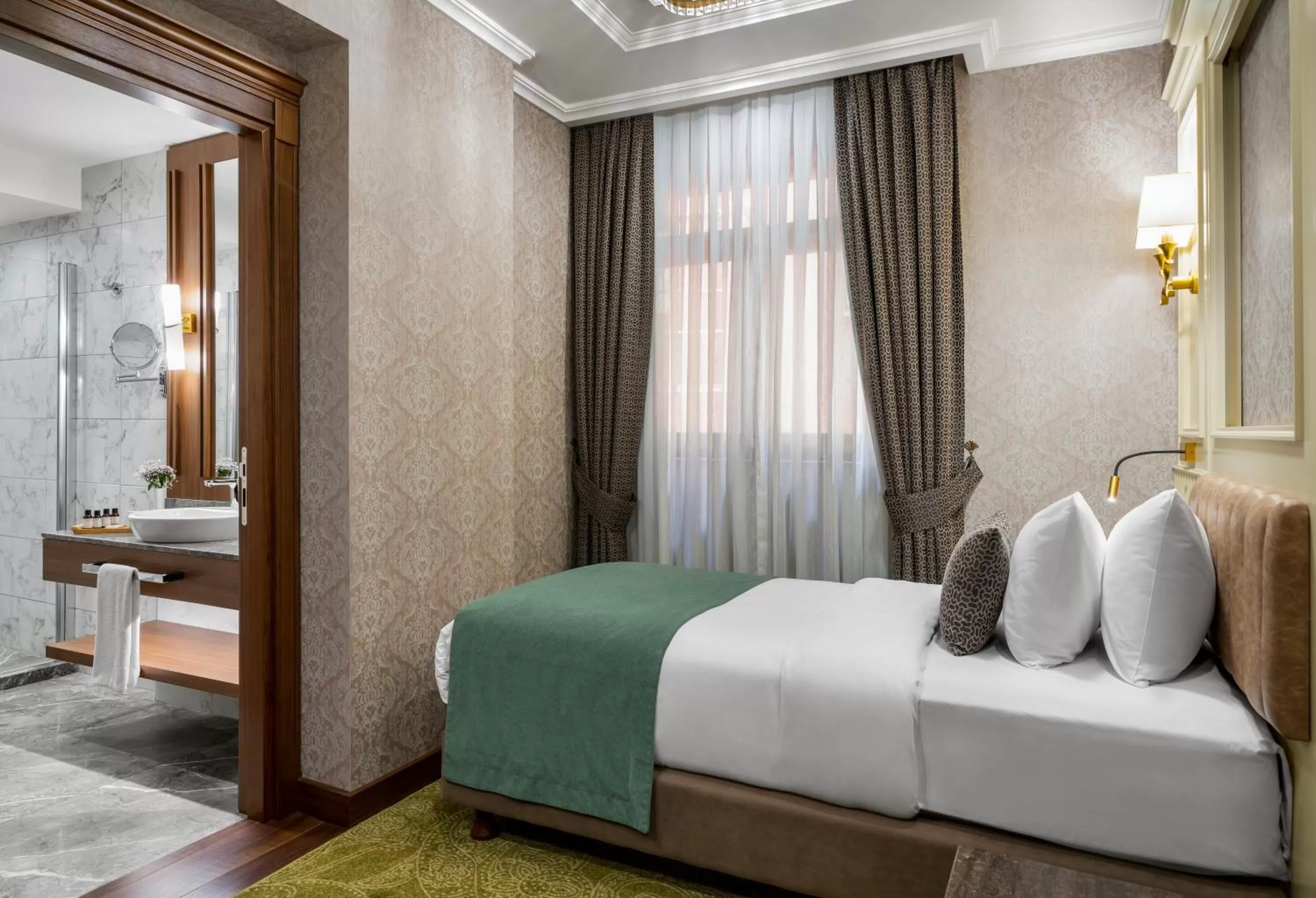 Bedroom, Bed in Aspera Hotel Golden Horn