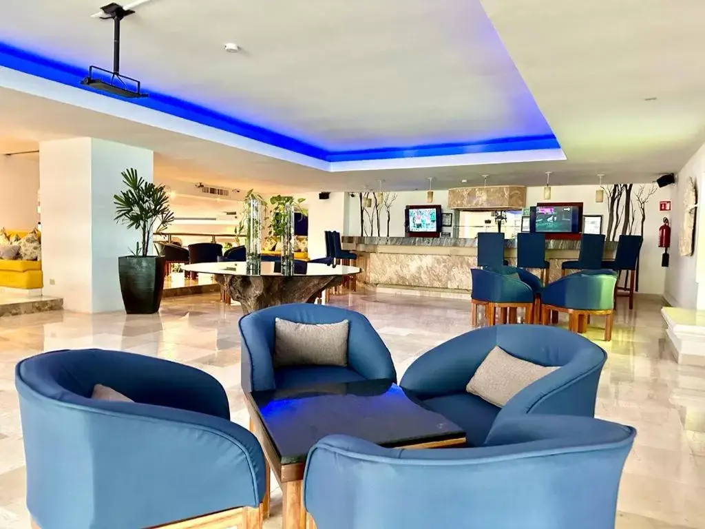 Lobby/Reception in Flamingo Cancun Resort