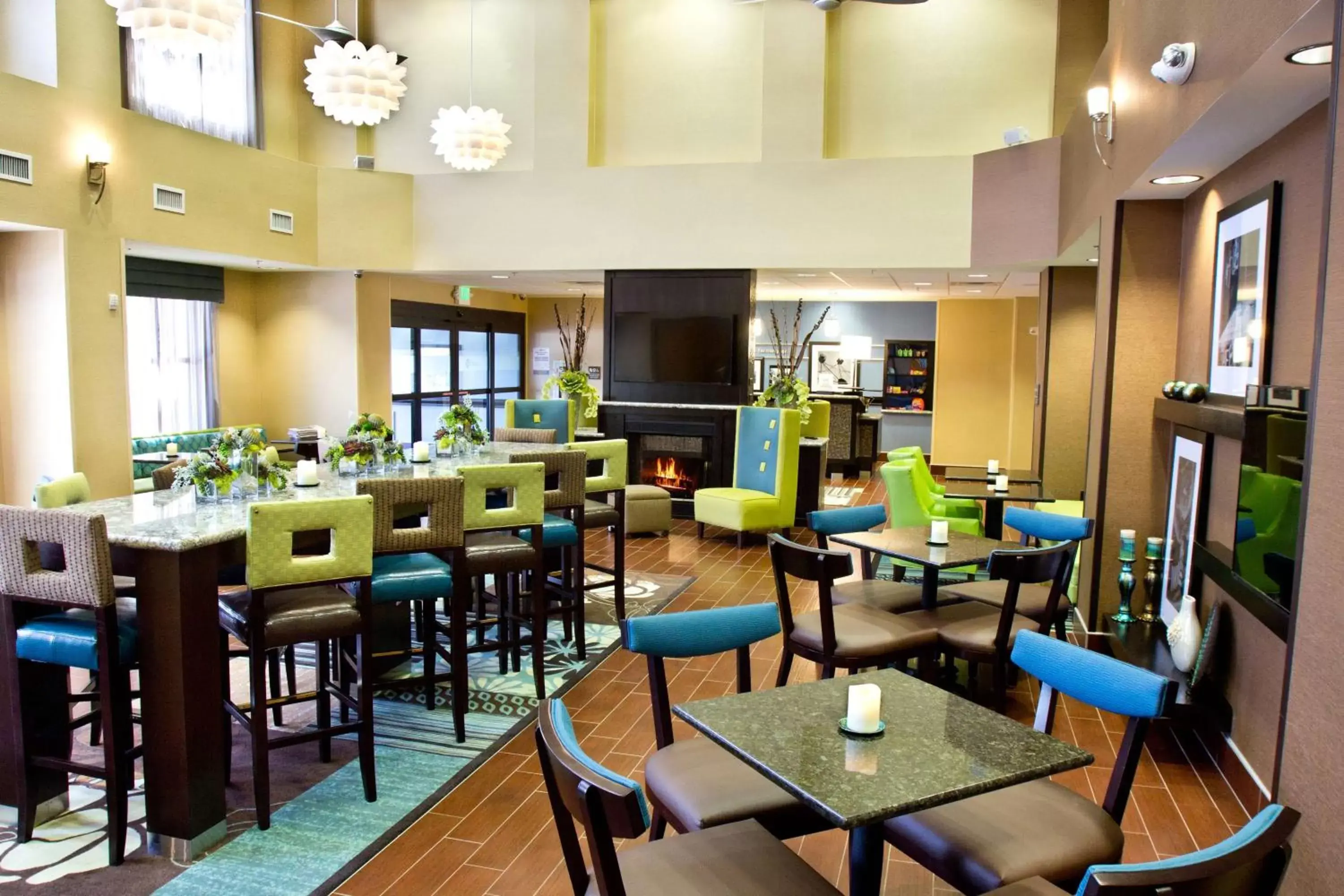 Lobby or reception, Restaurant/Places to Eat in Hampton Inn & Suites Salt Lake City/Farmington